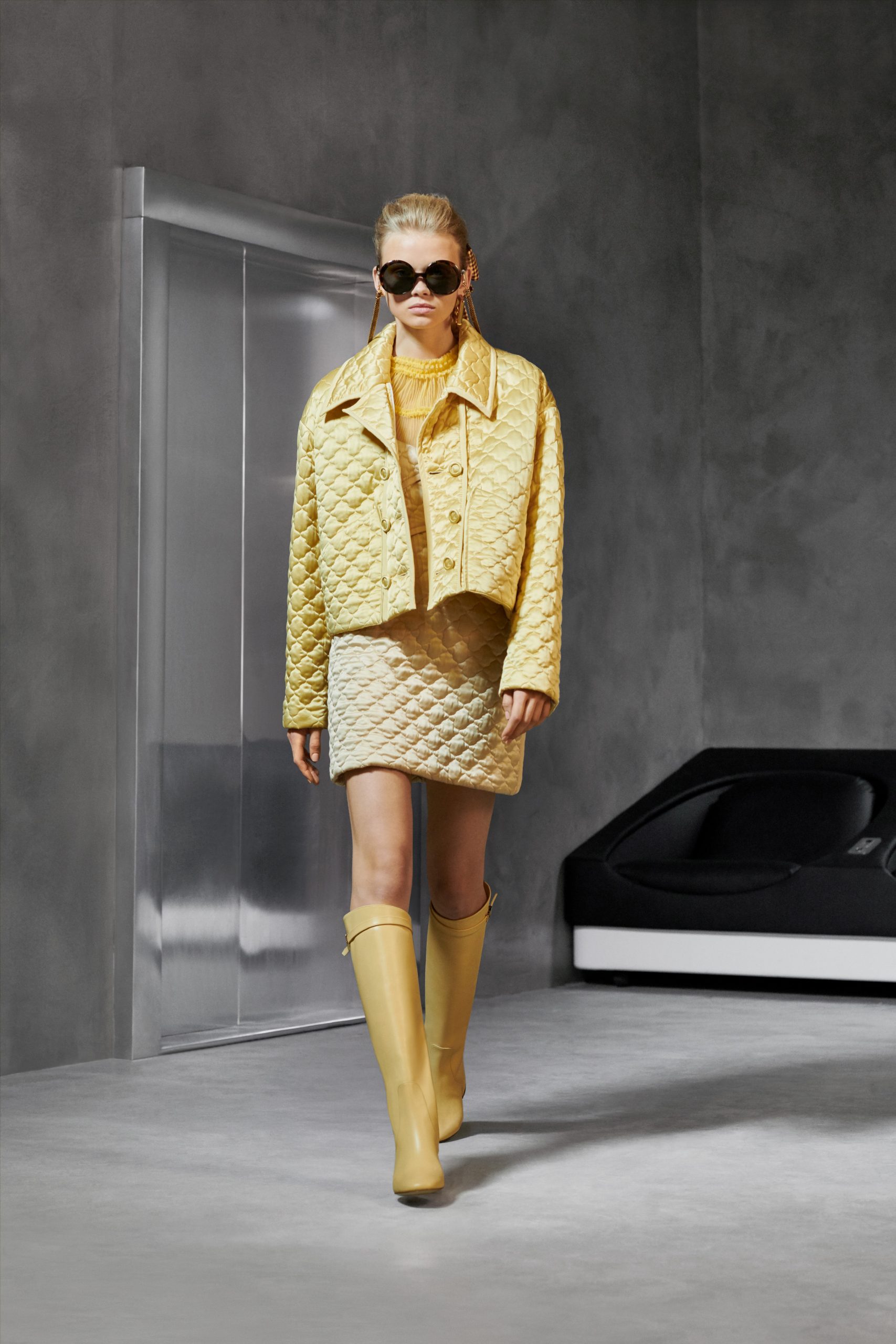 Look 8