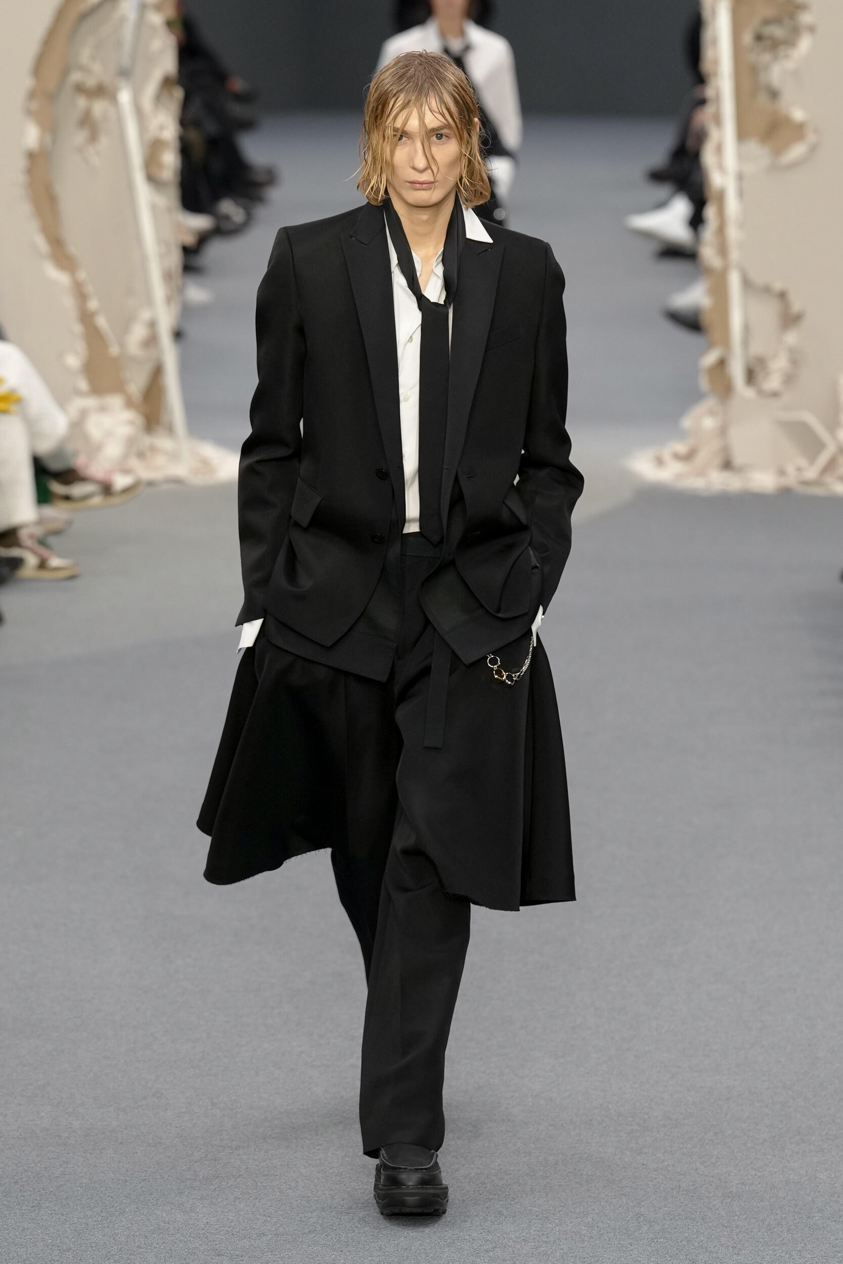 Look 1