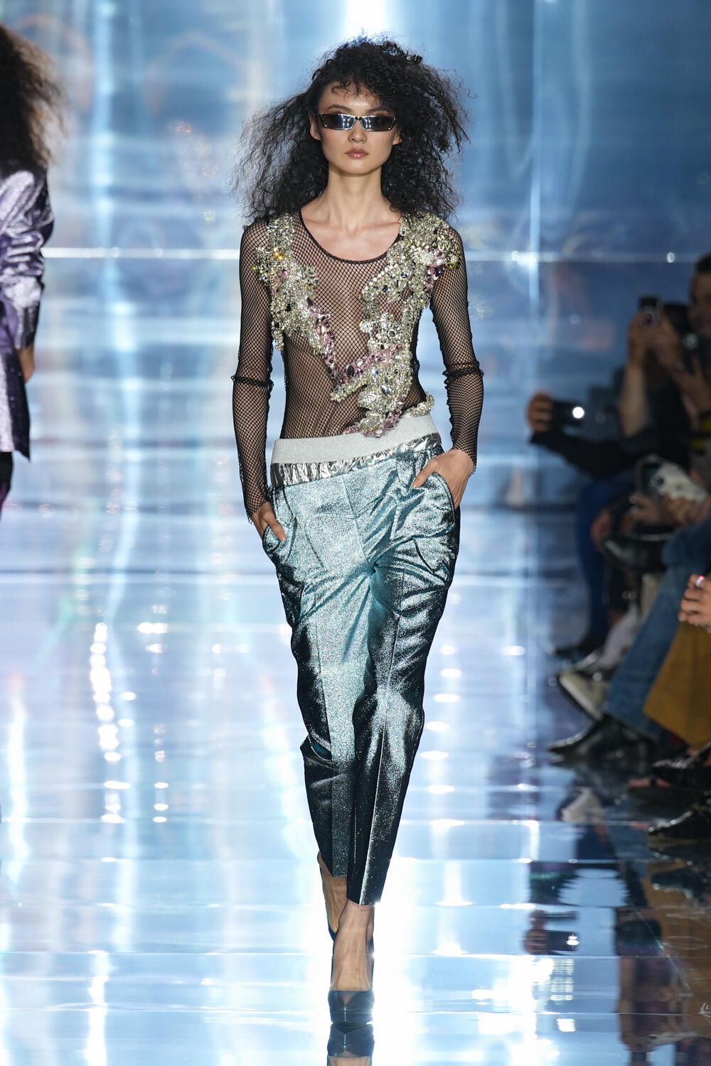 Look 2