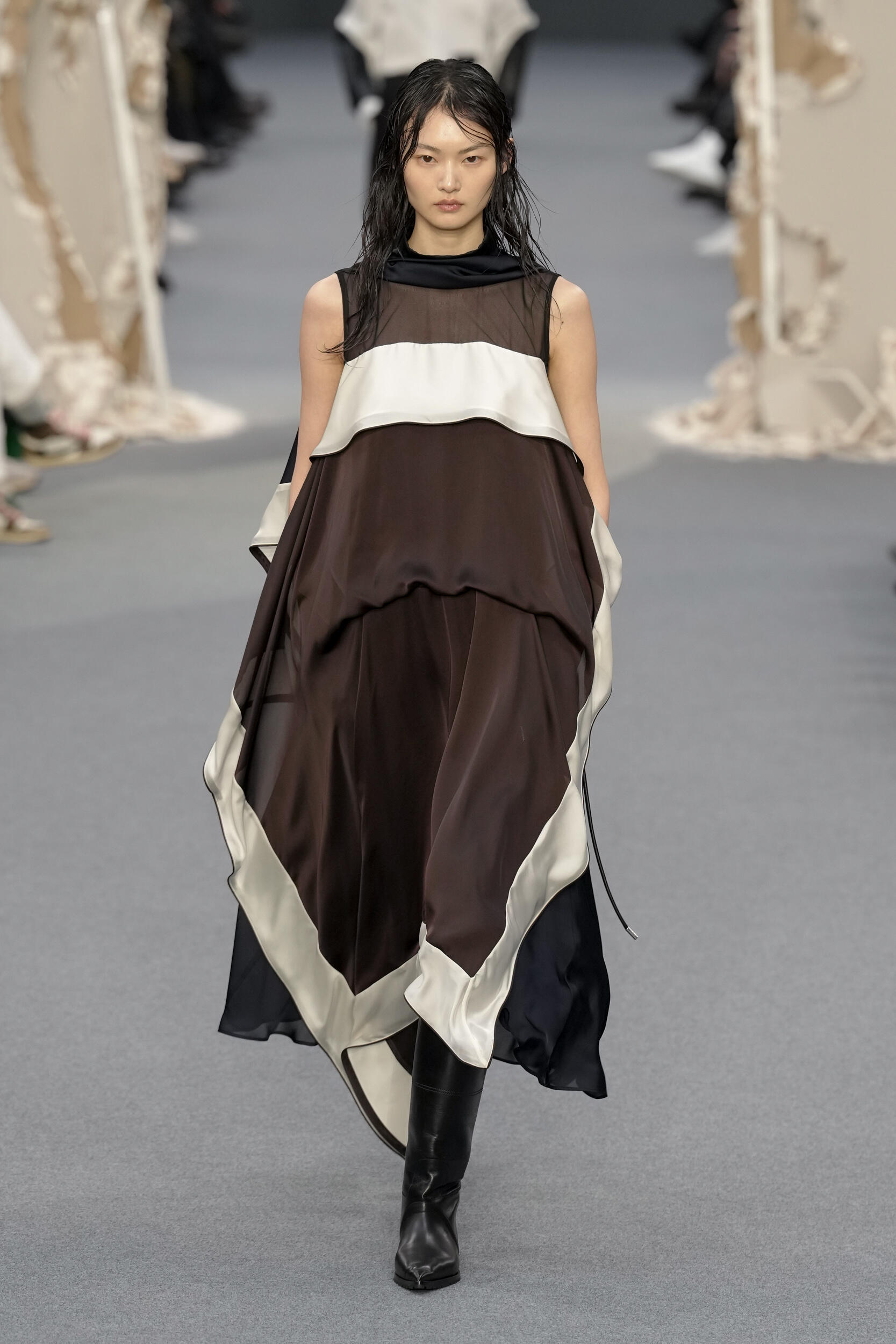 Look 5