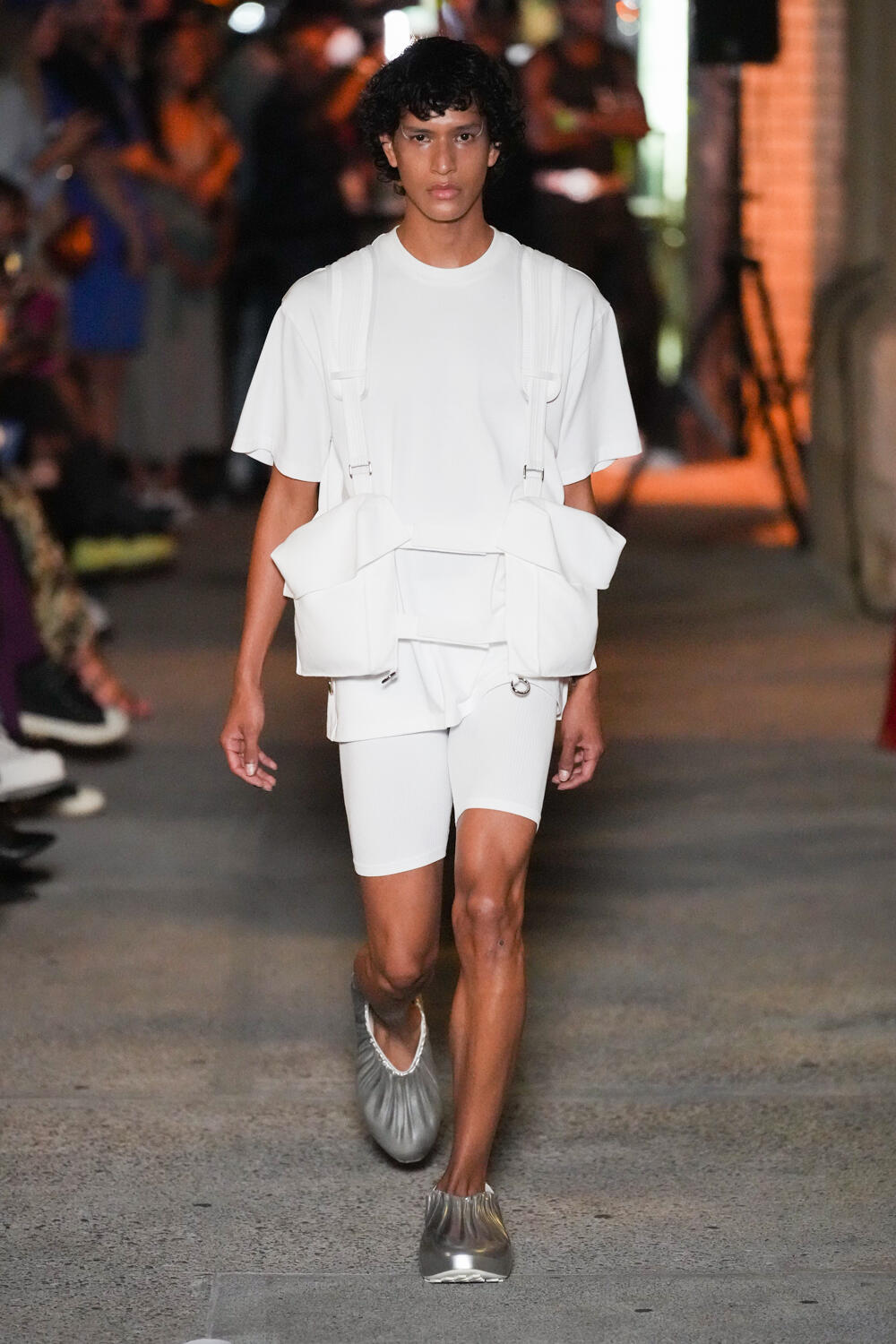 Look 3
