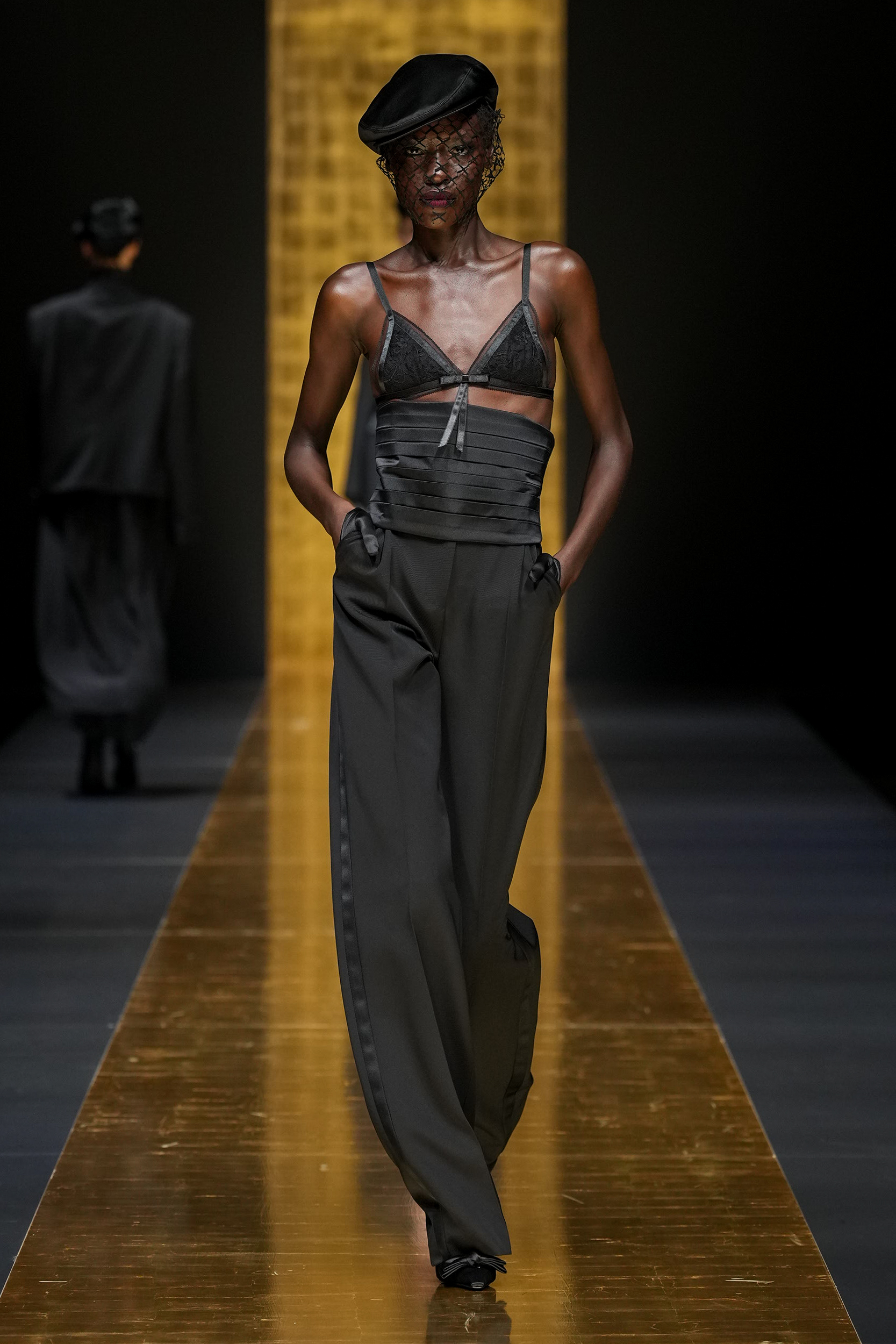 Look 7