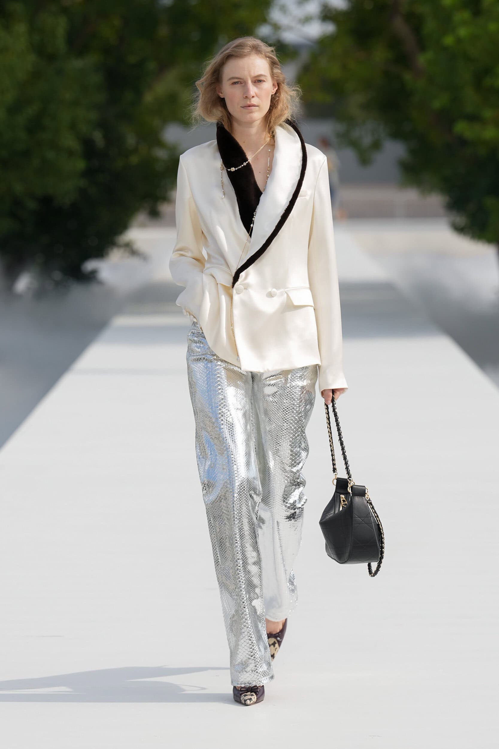 Look 5