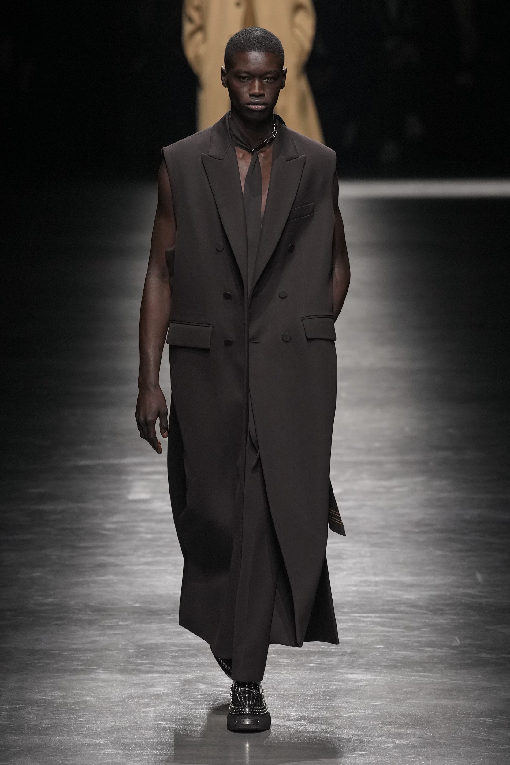 Look 5