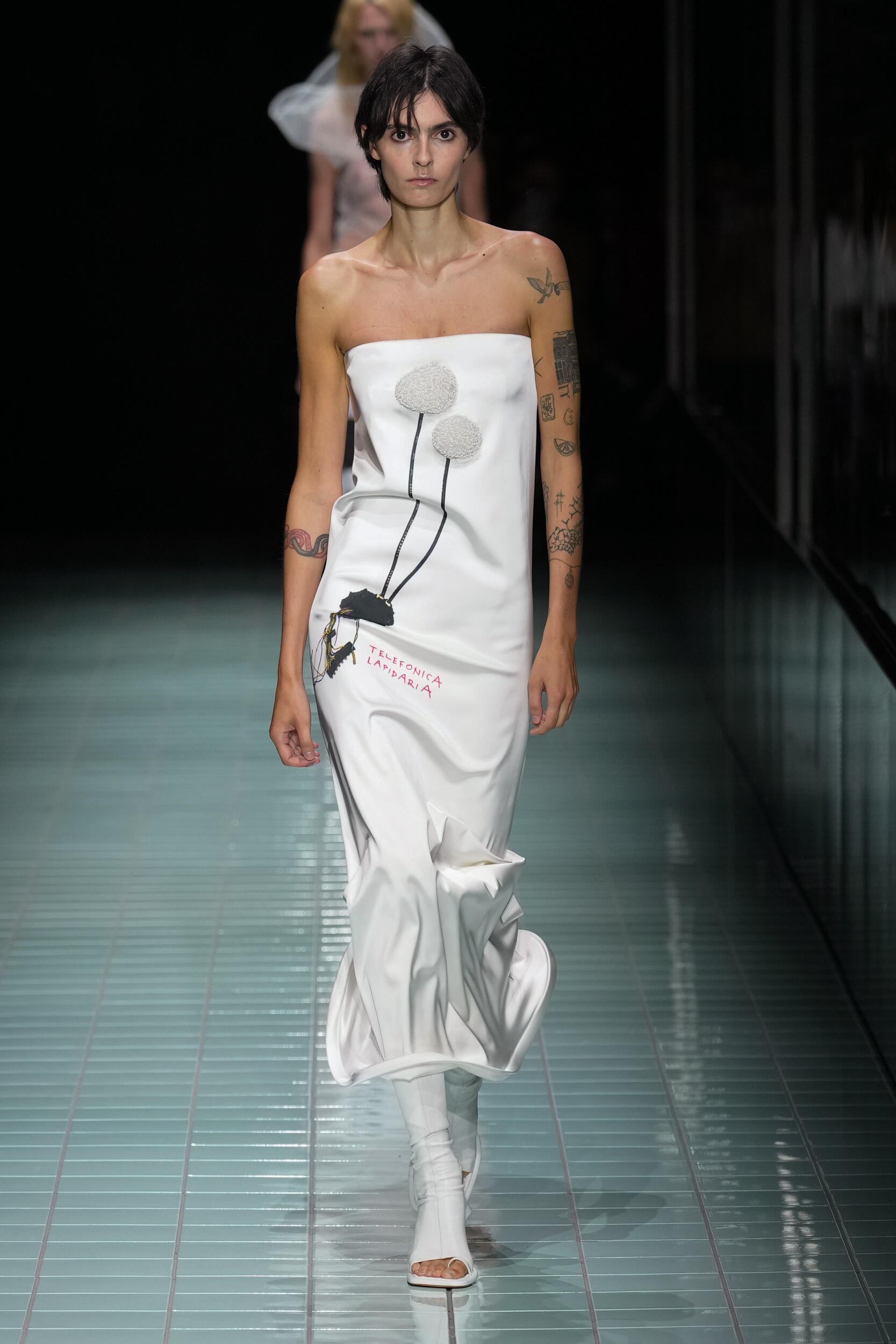 Look 11