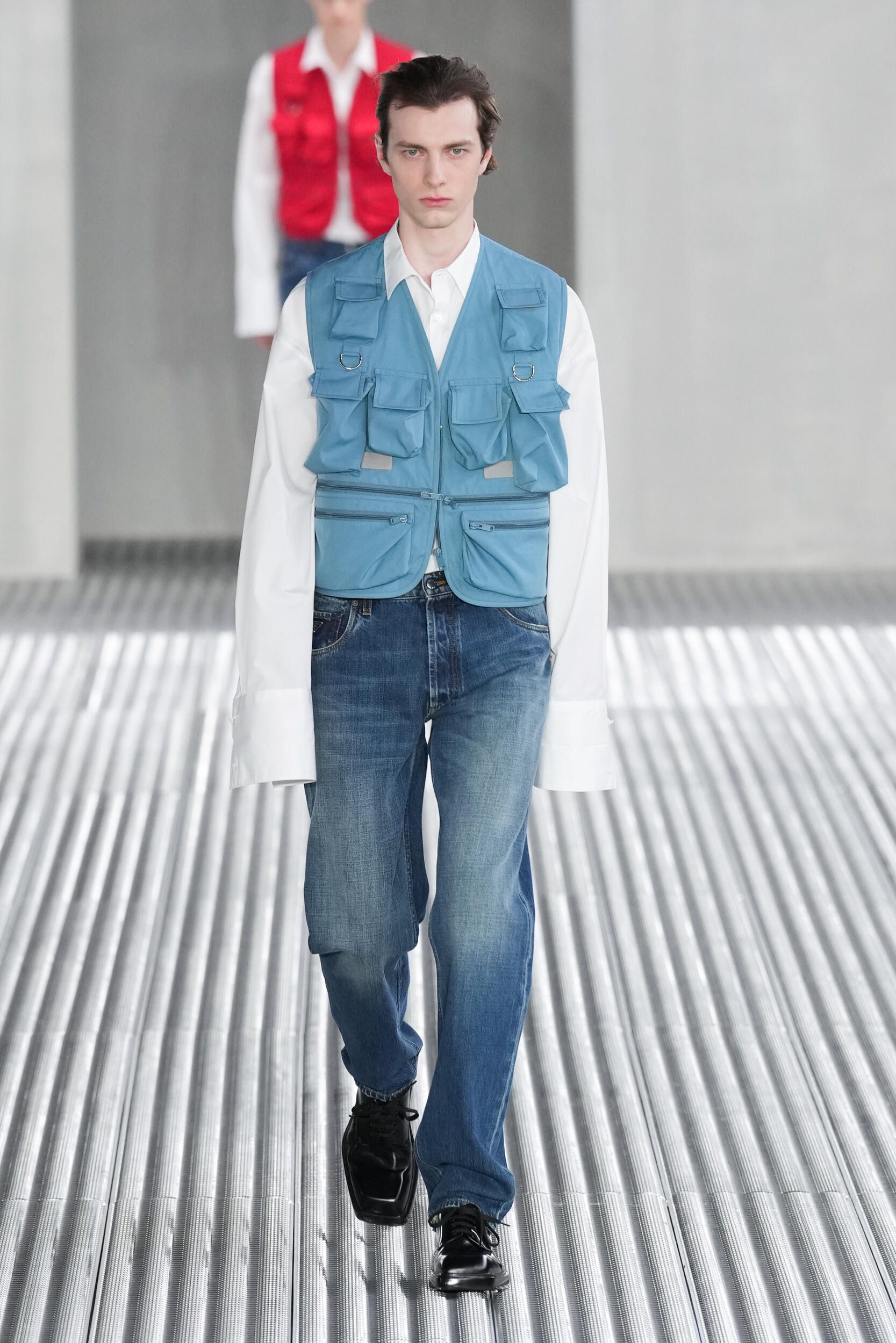 Look 12