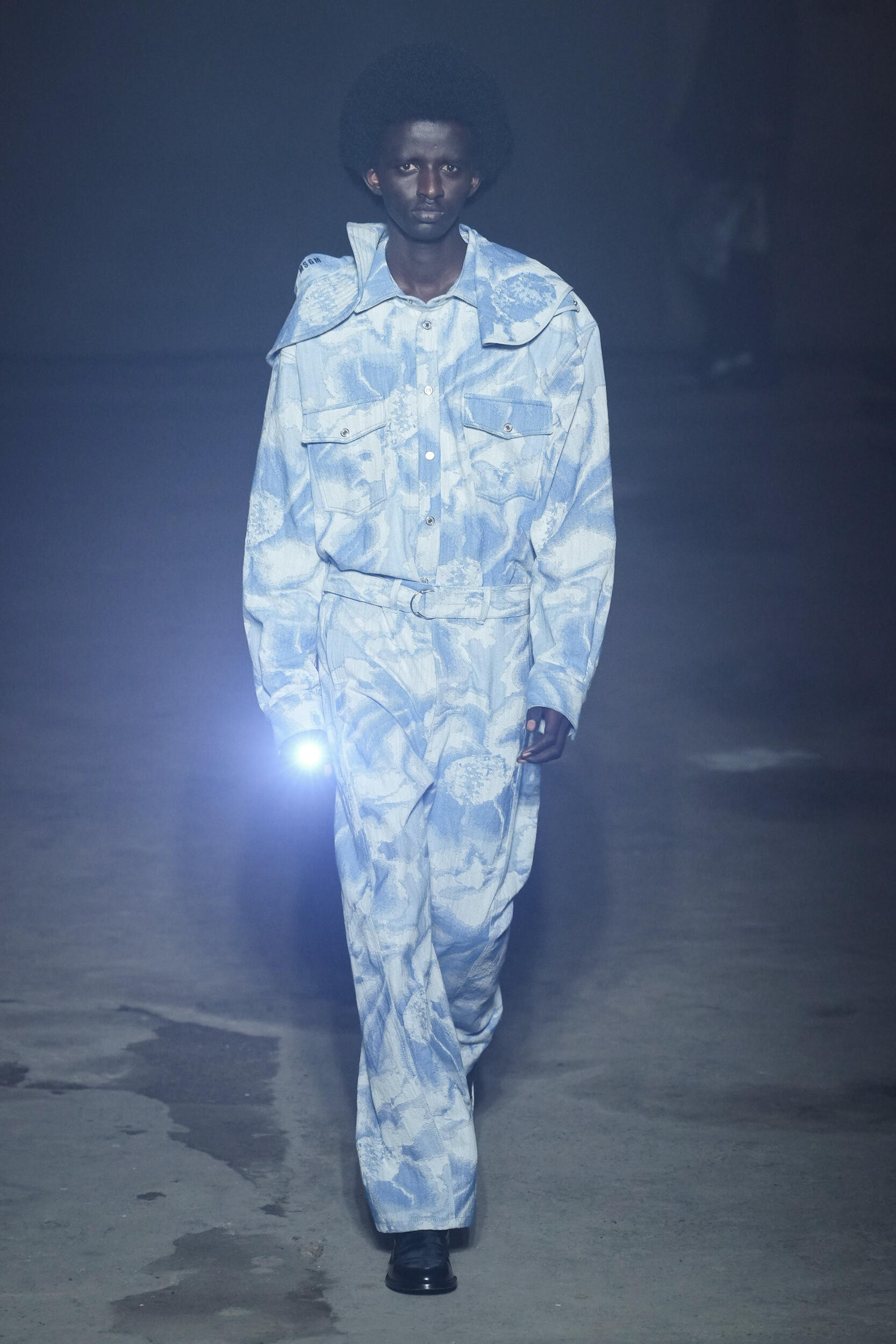 Look 12