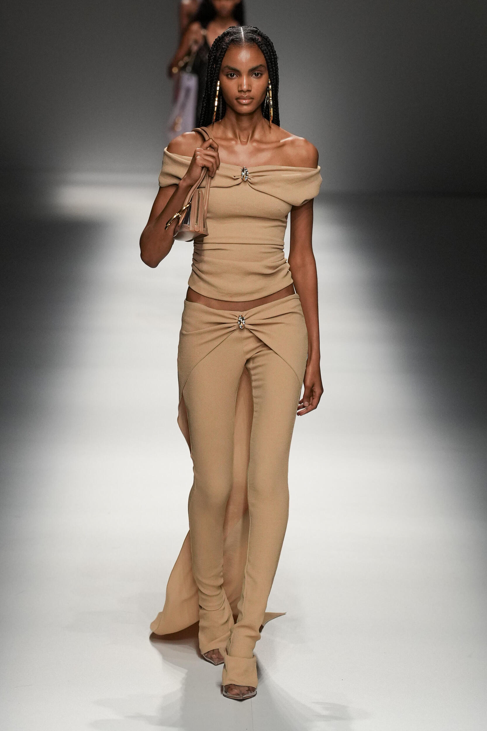 Look 17