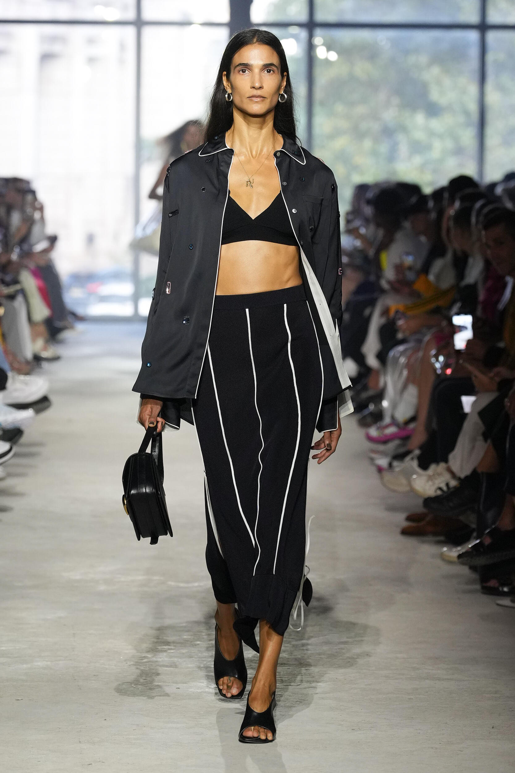 Look 11