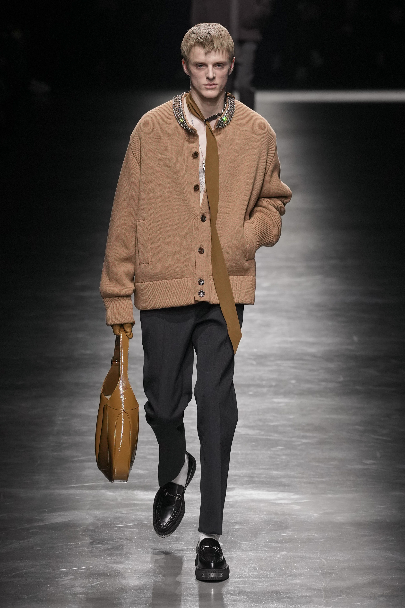 Look 7