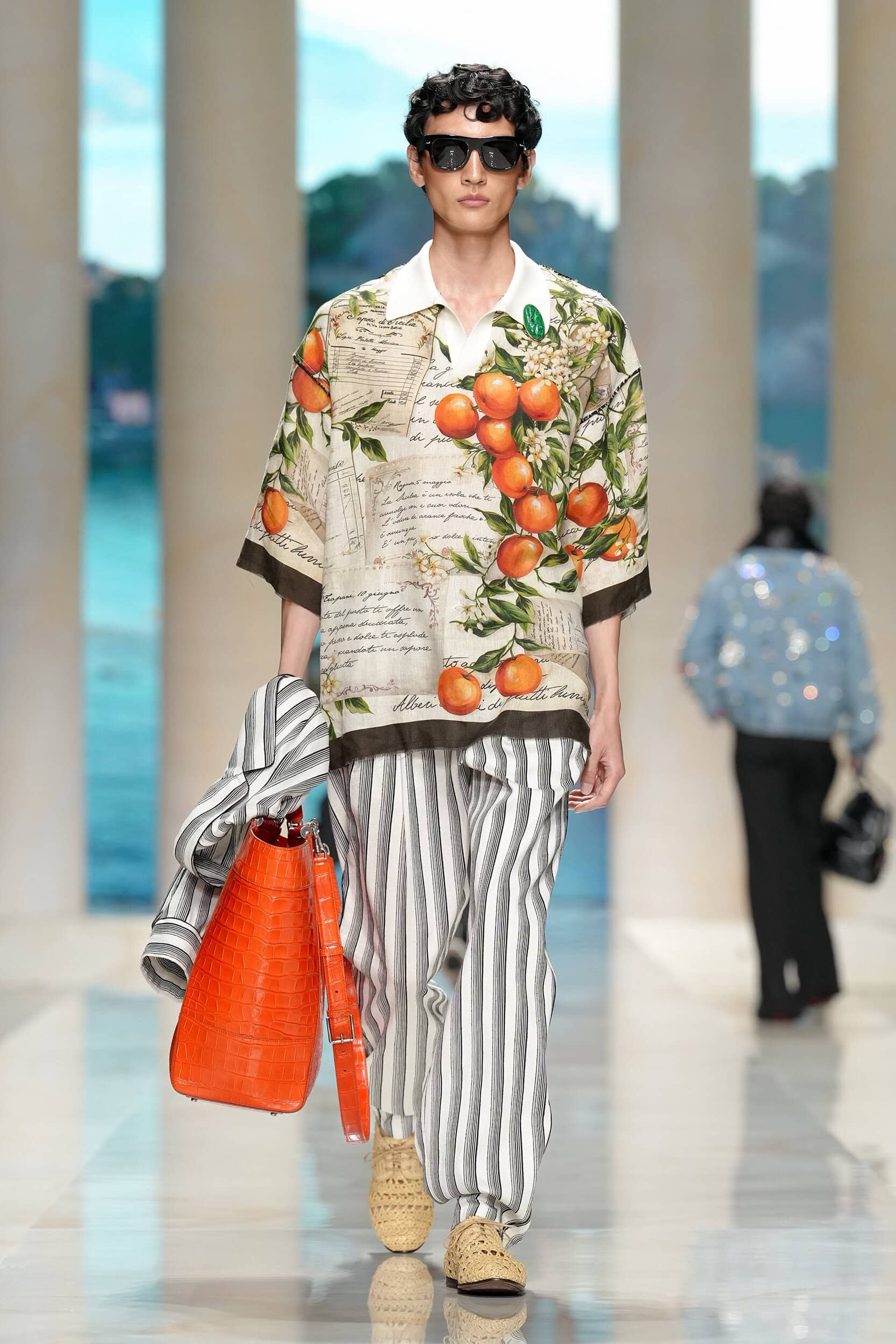 Look 14