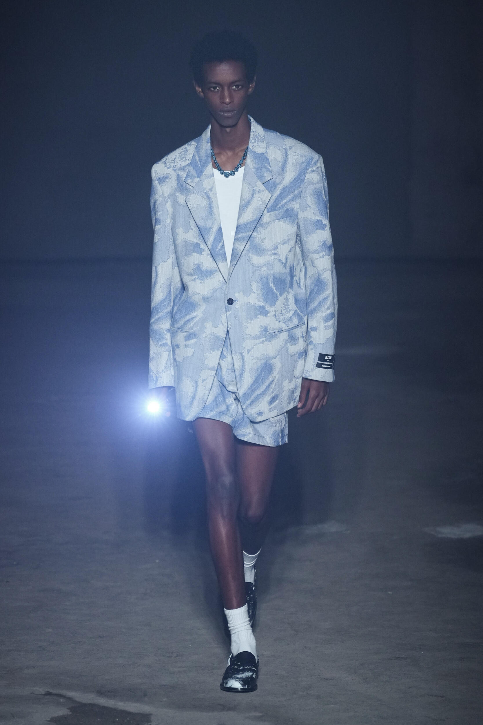 Look 14