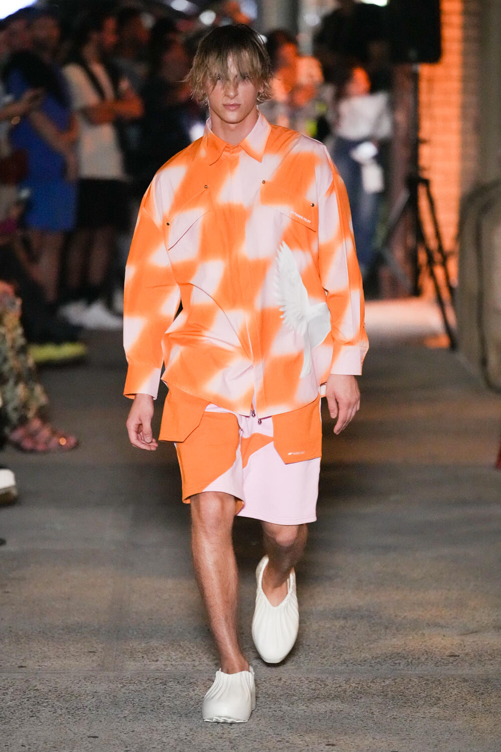 Look 13