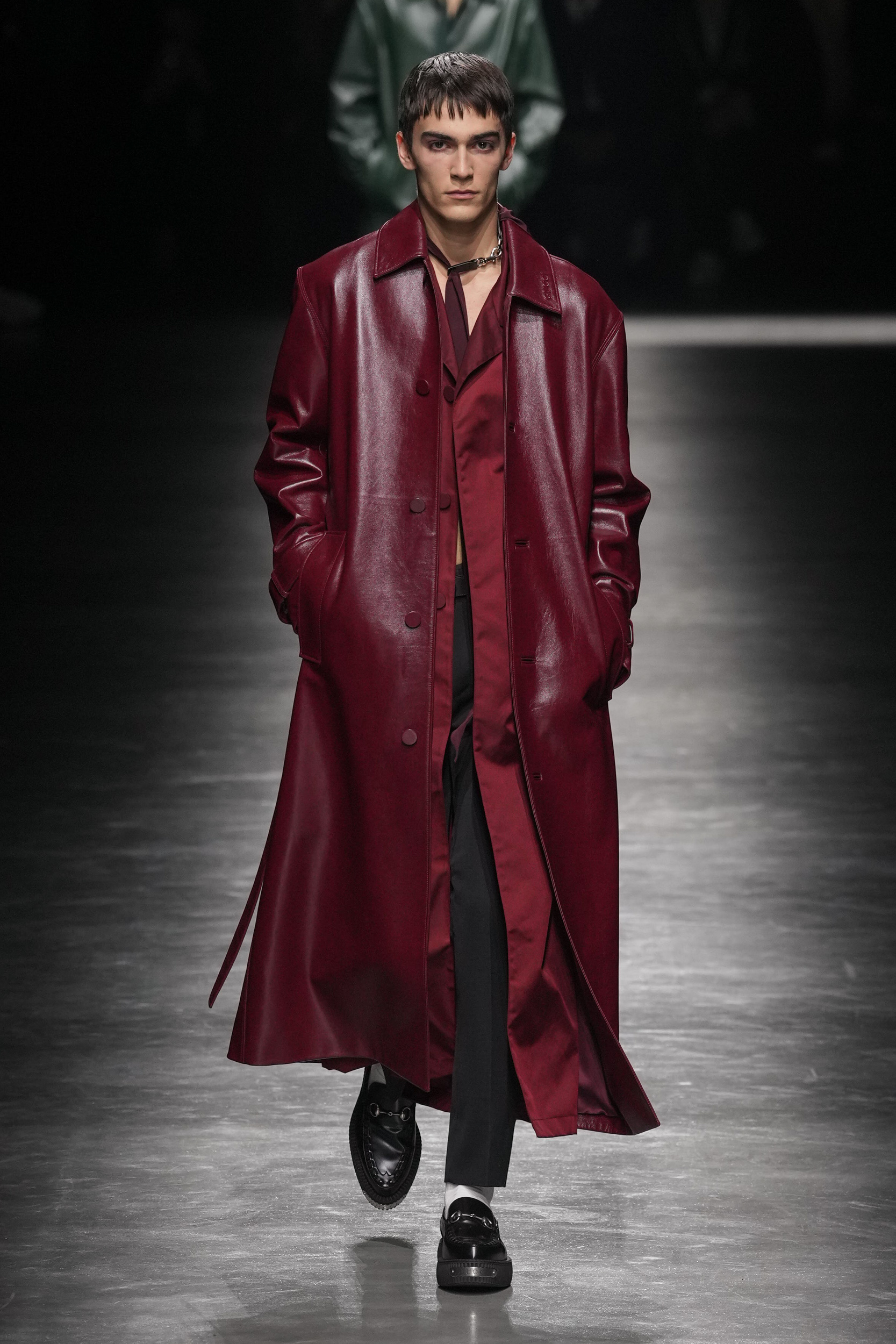 Look 10