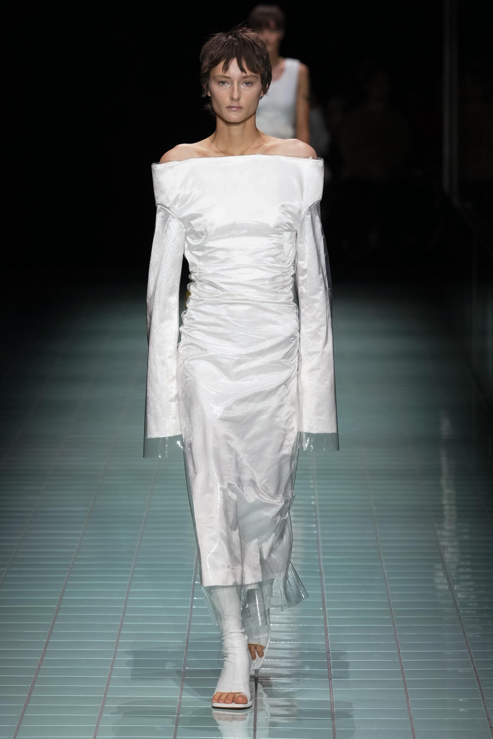Look 18