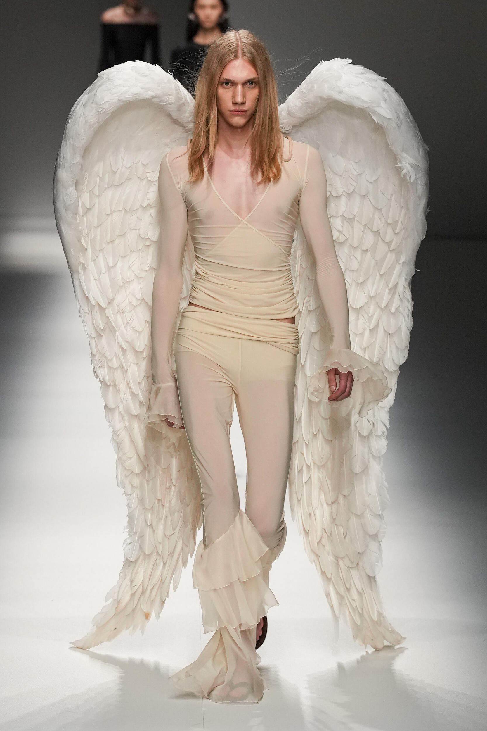 Look 28