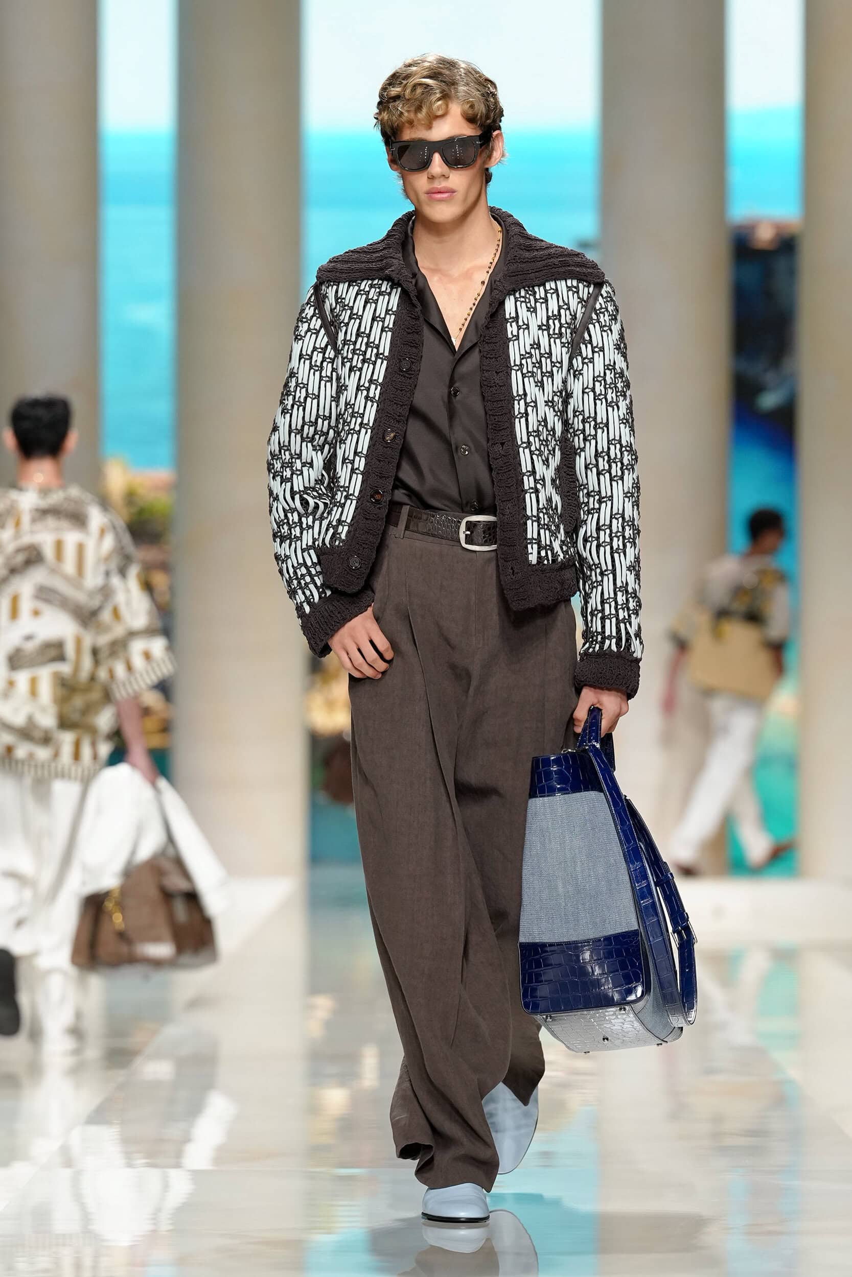 Look 21