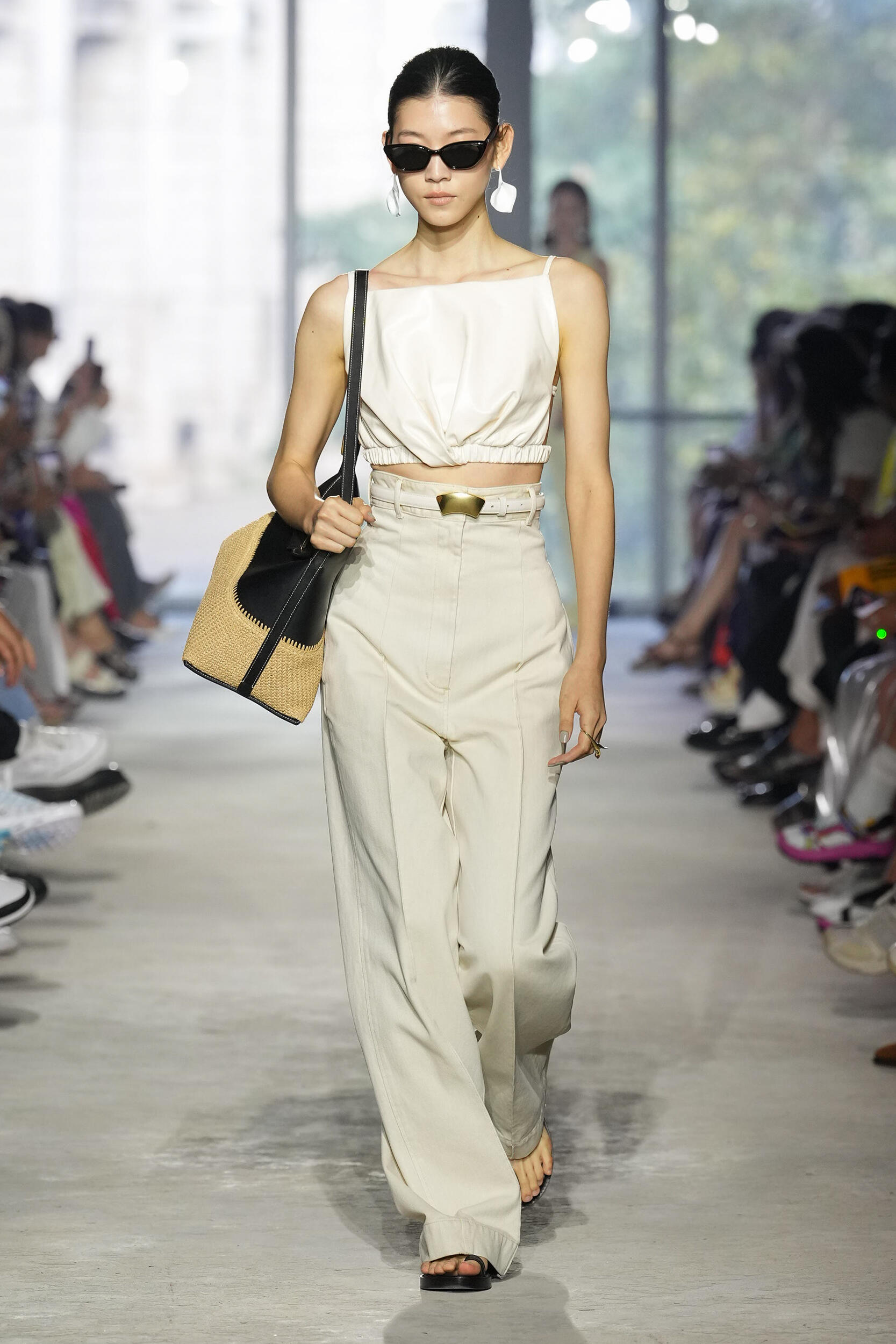 Look 17