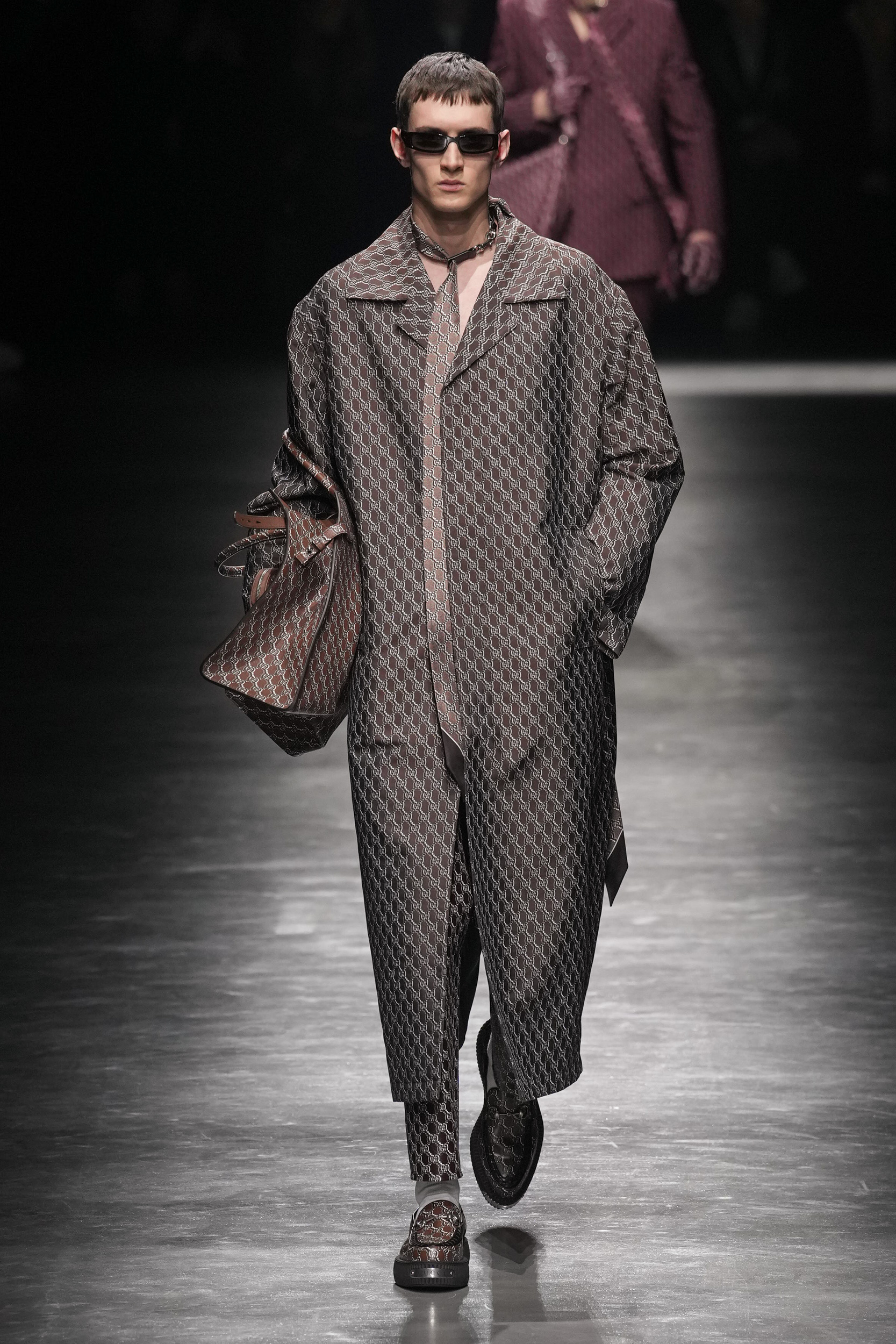 Look 12