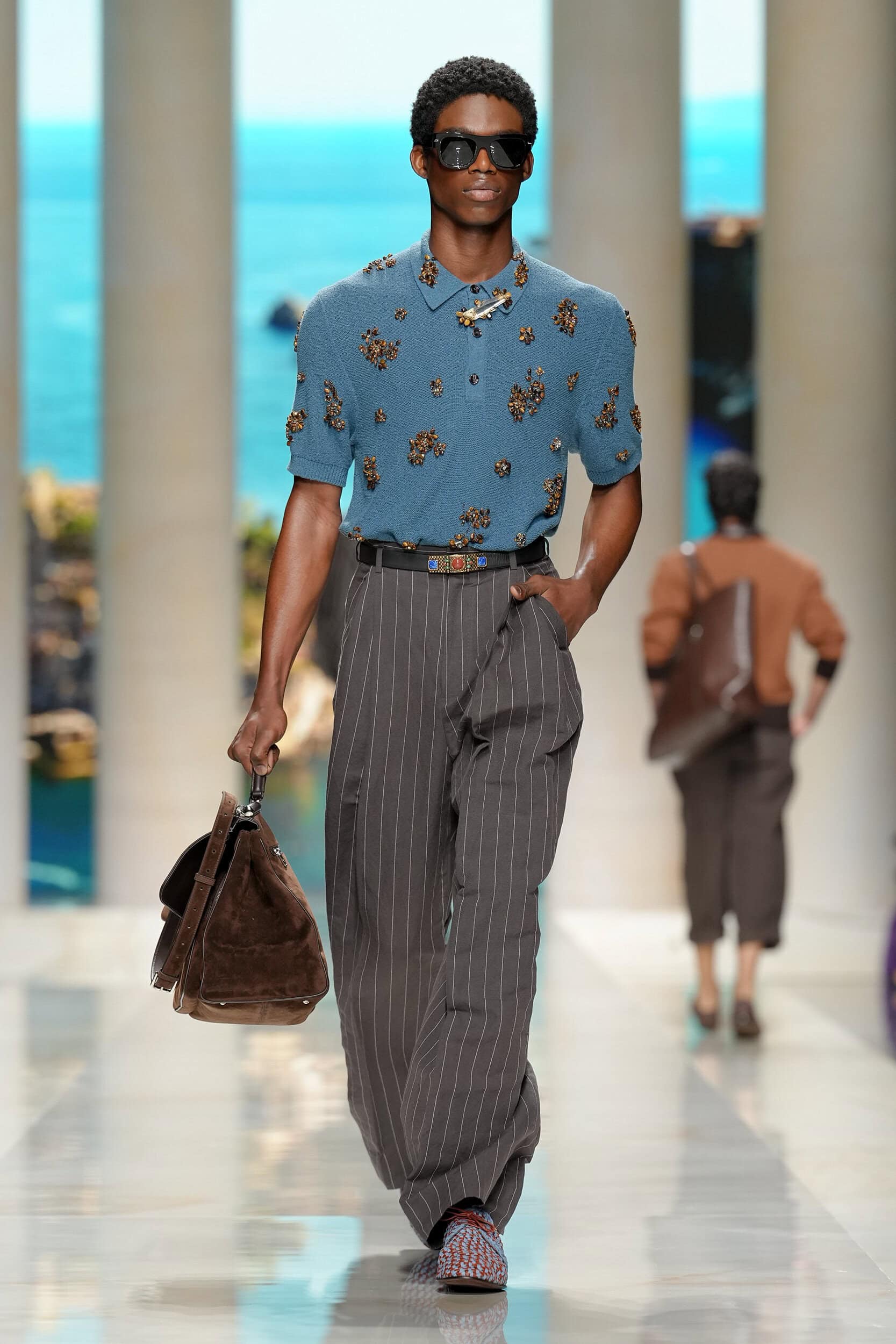 Look 22