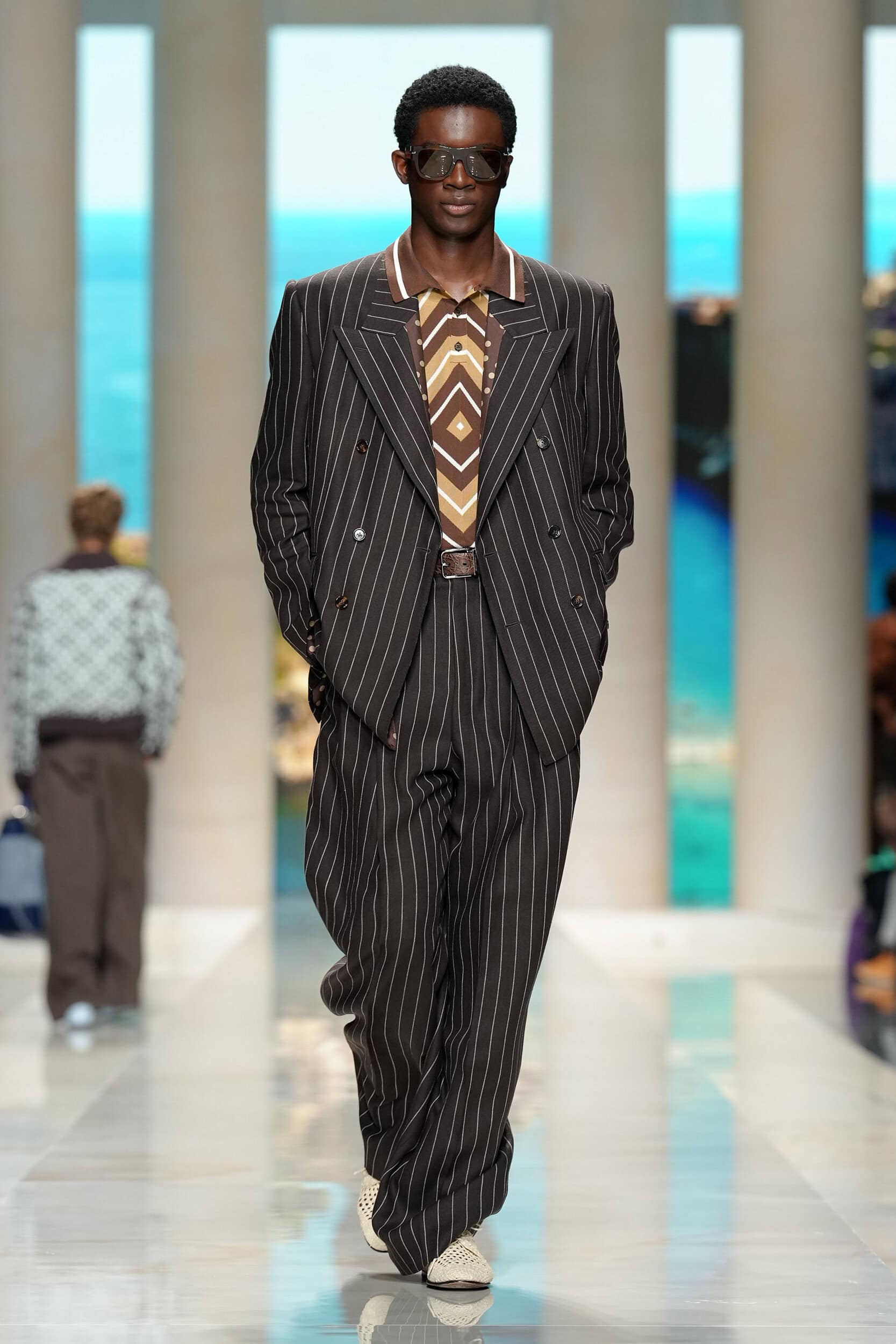 Look 23