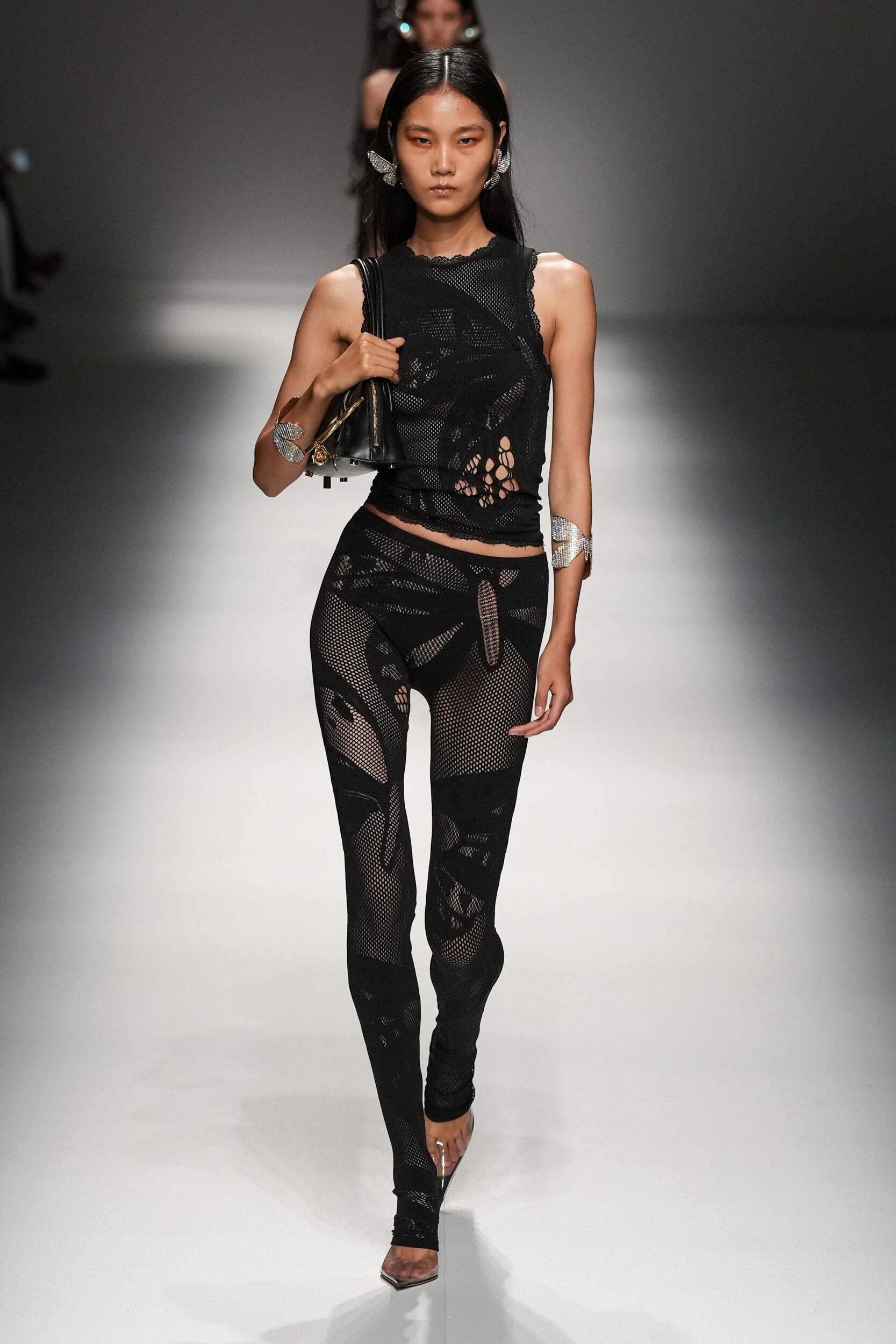 Look 32