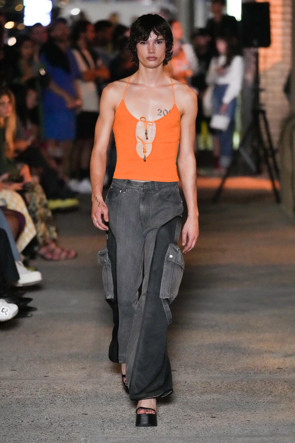 Look 17