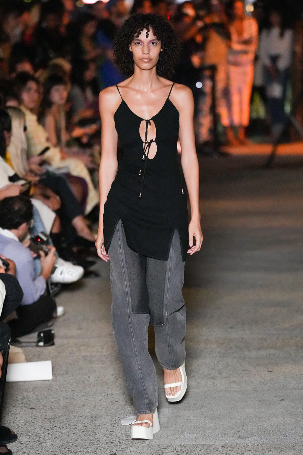 Look 18