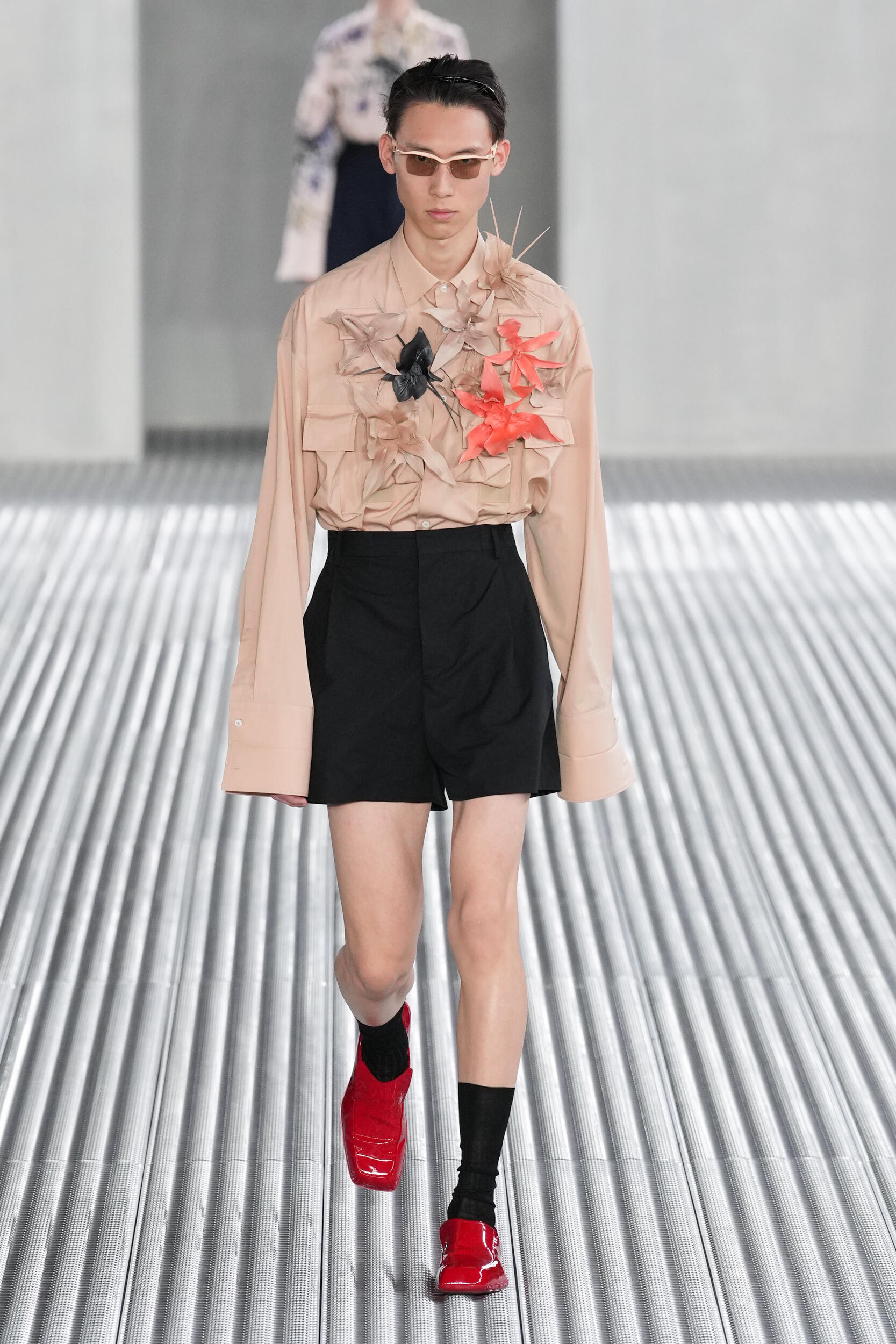 Look 25