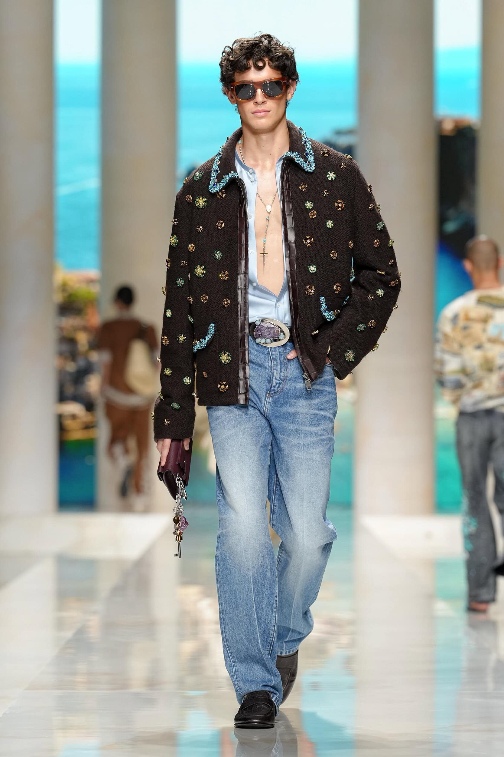 Look 28