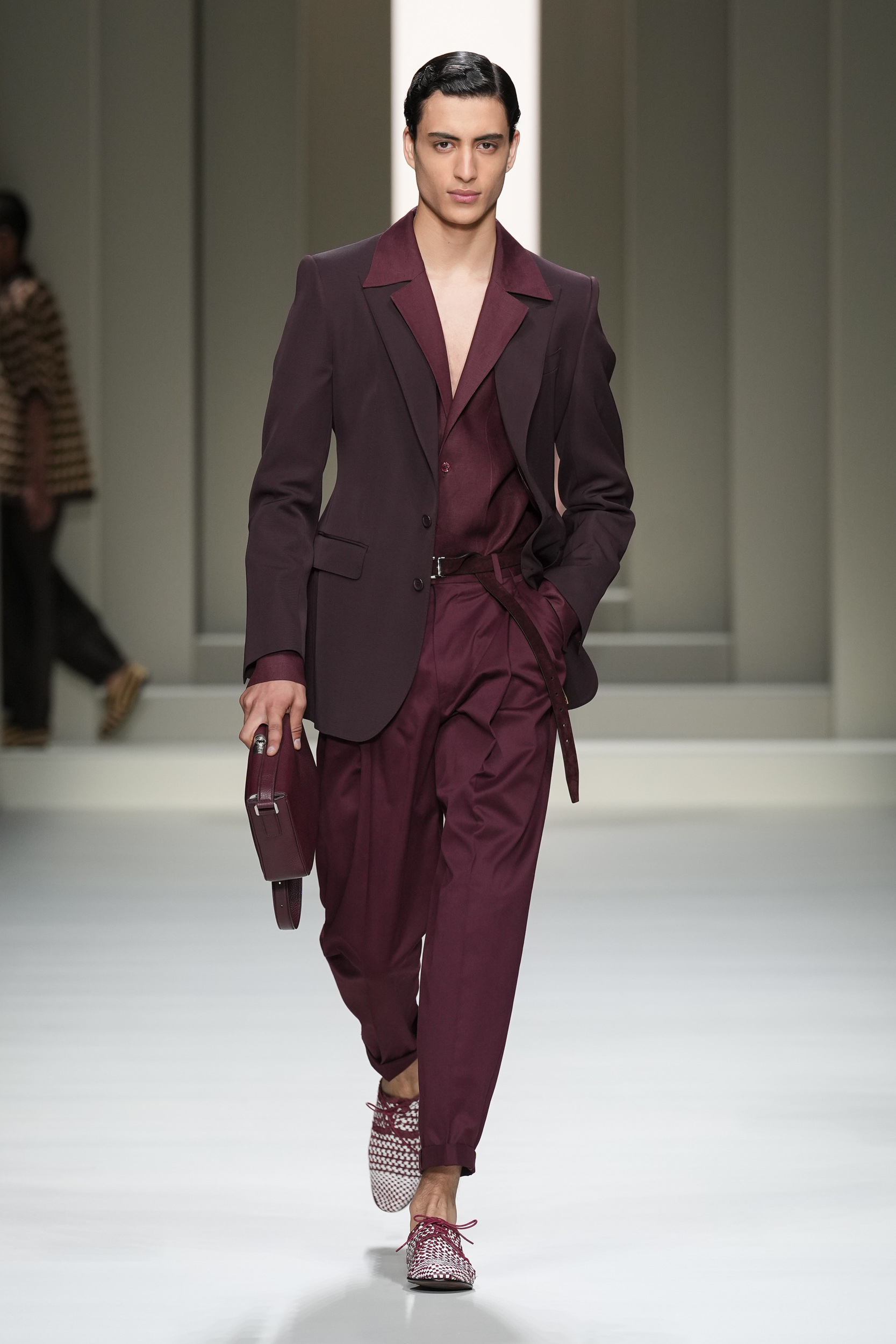 Look 19