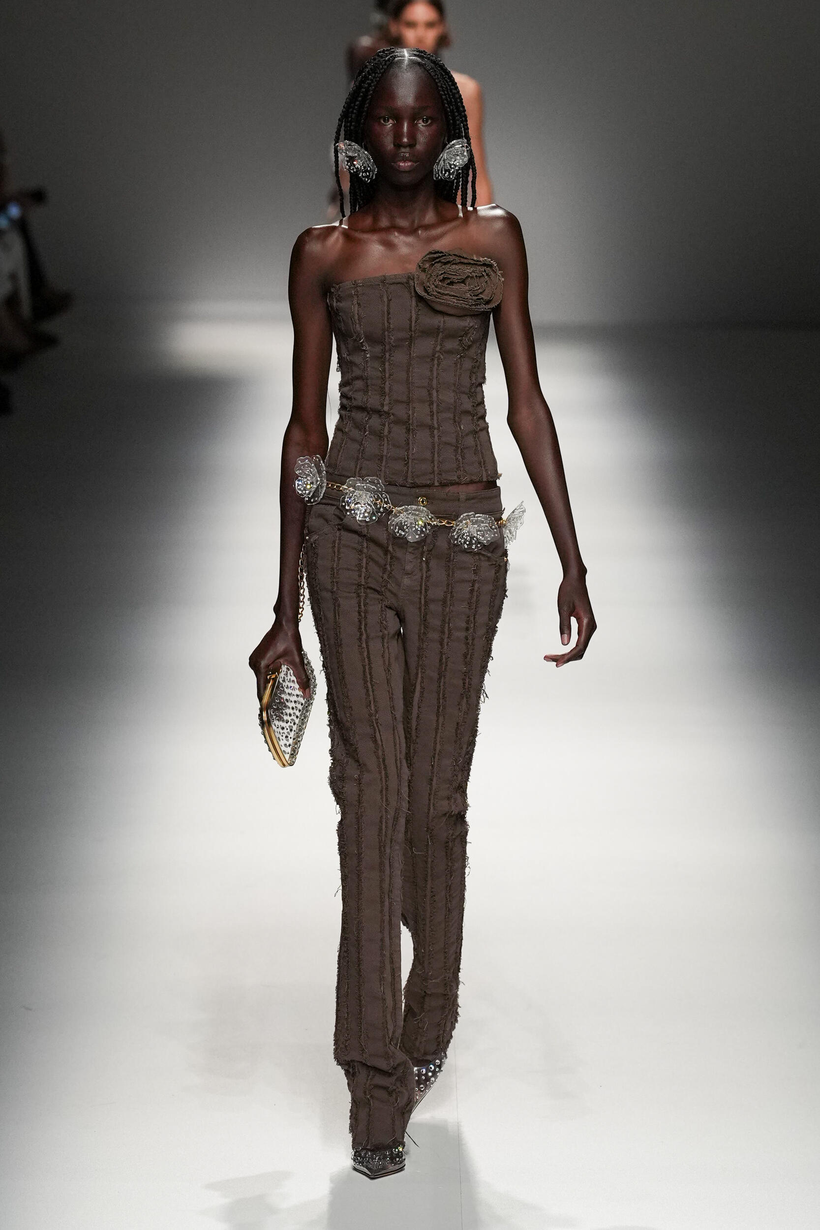 Look 39