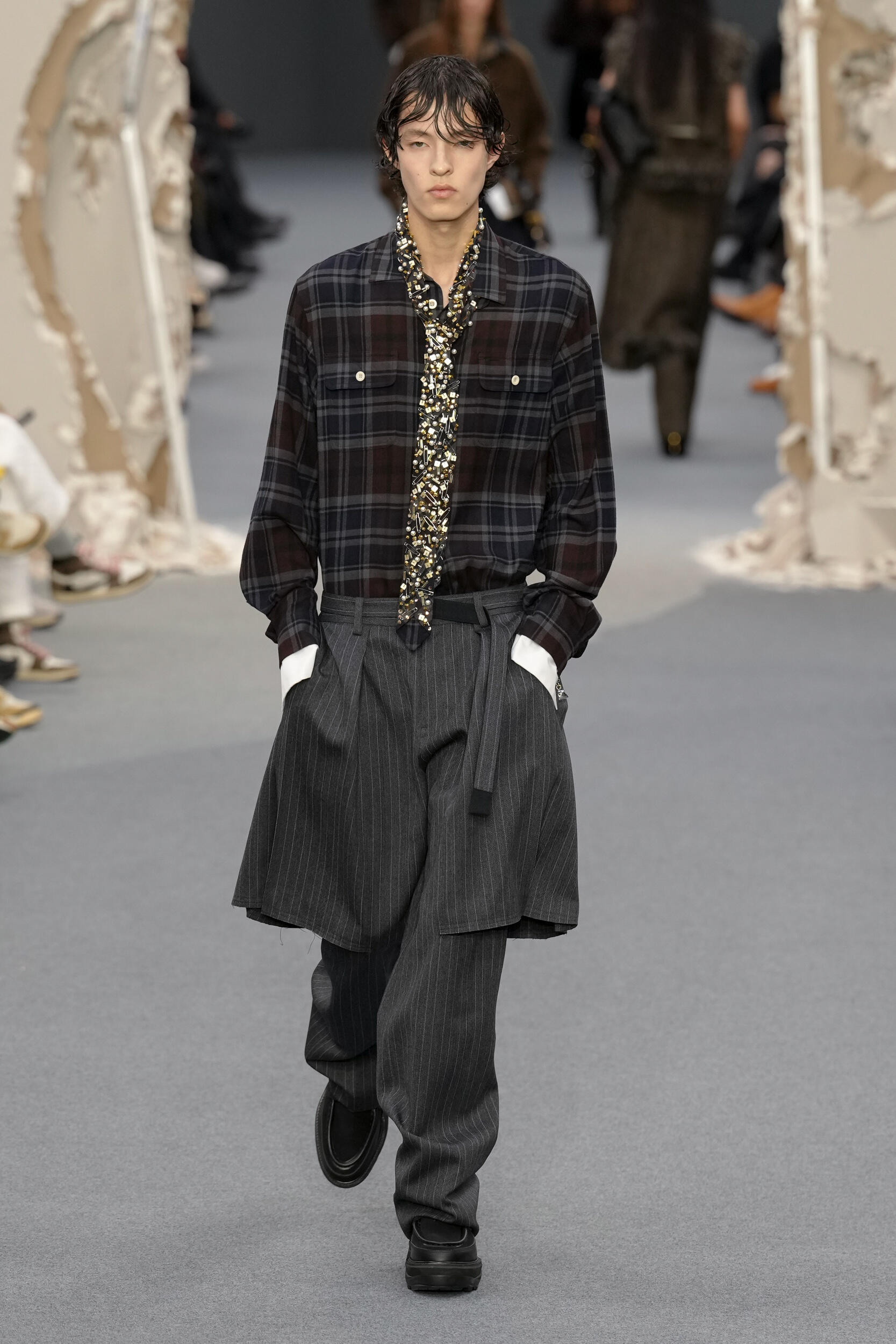 Look 28