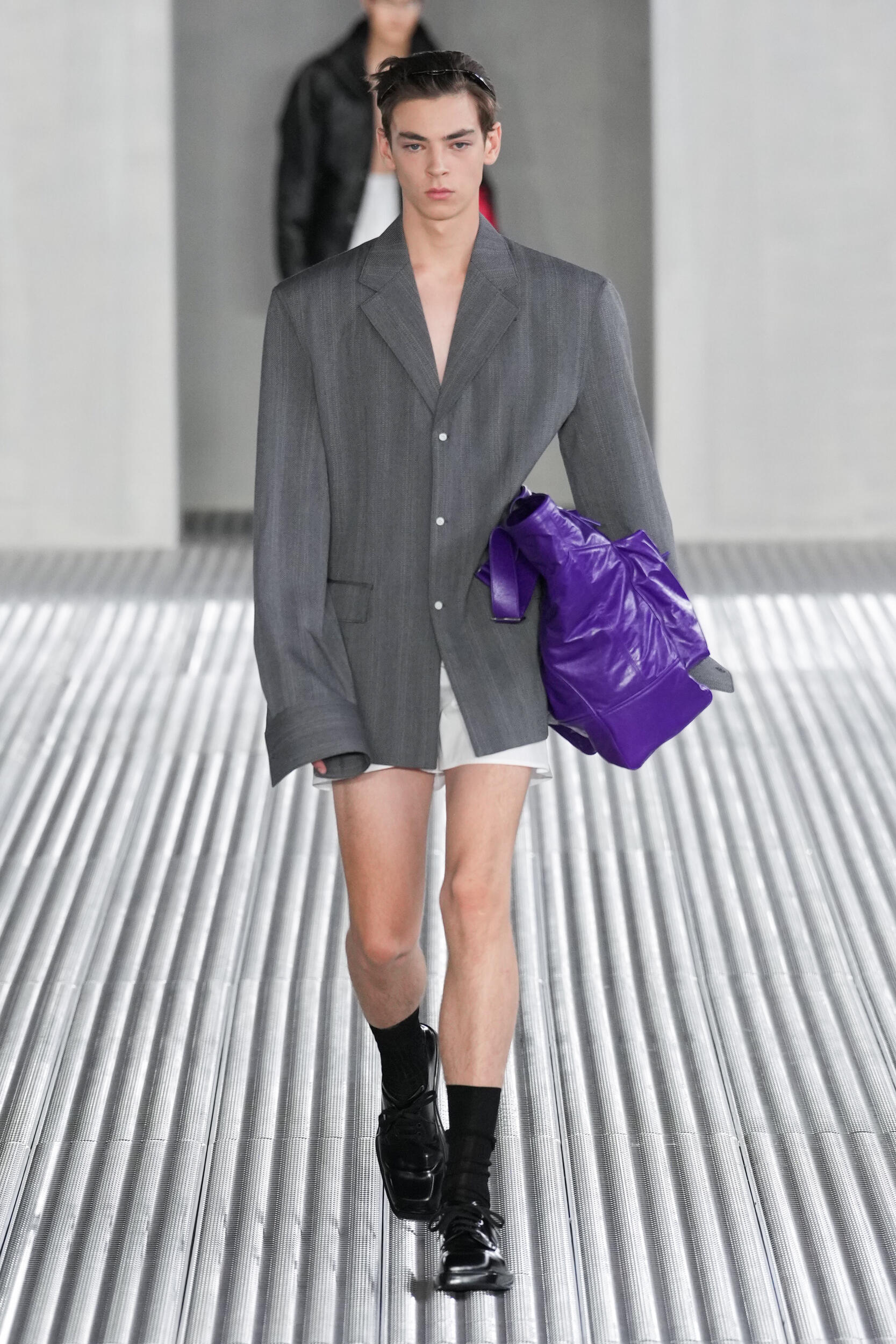 Look 28