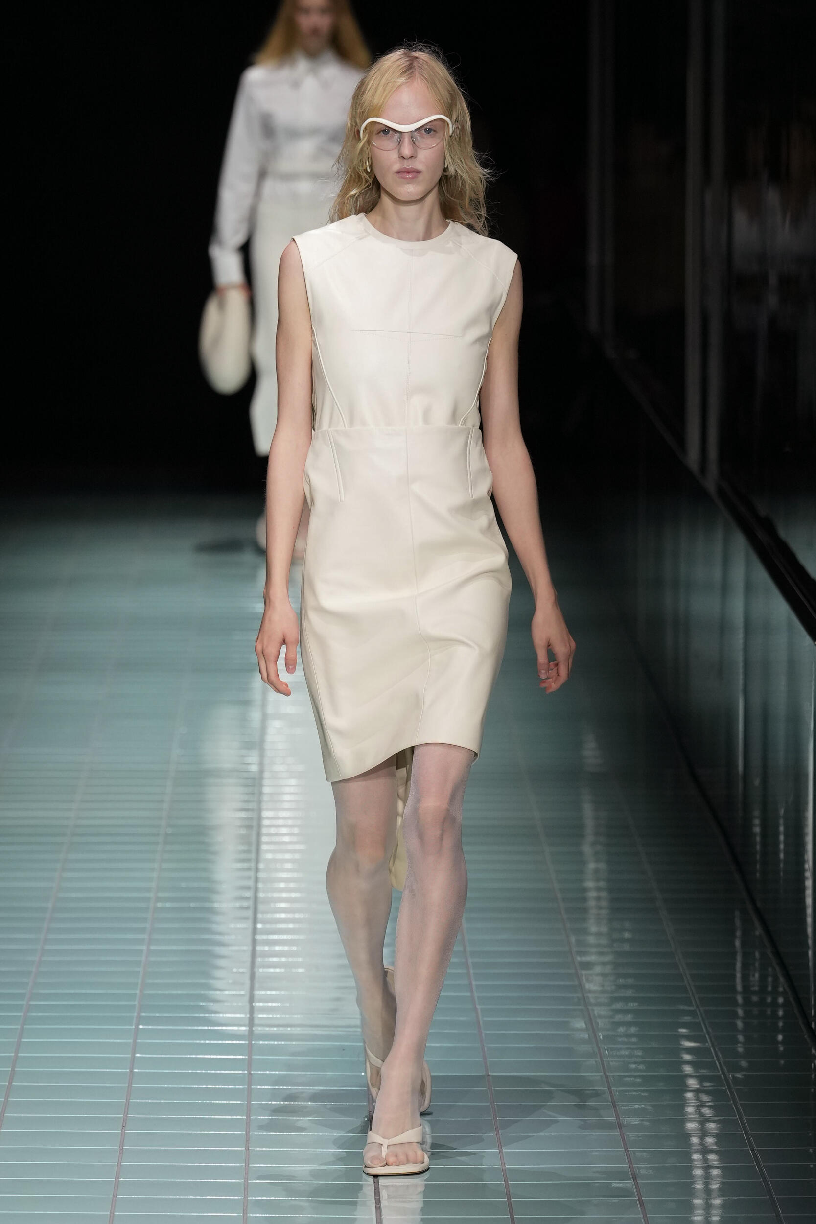 Look 27