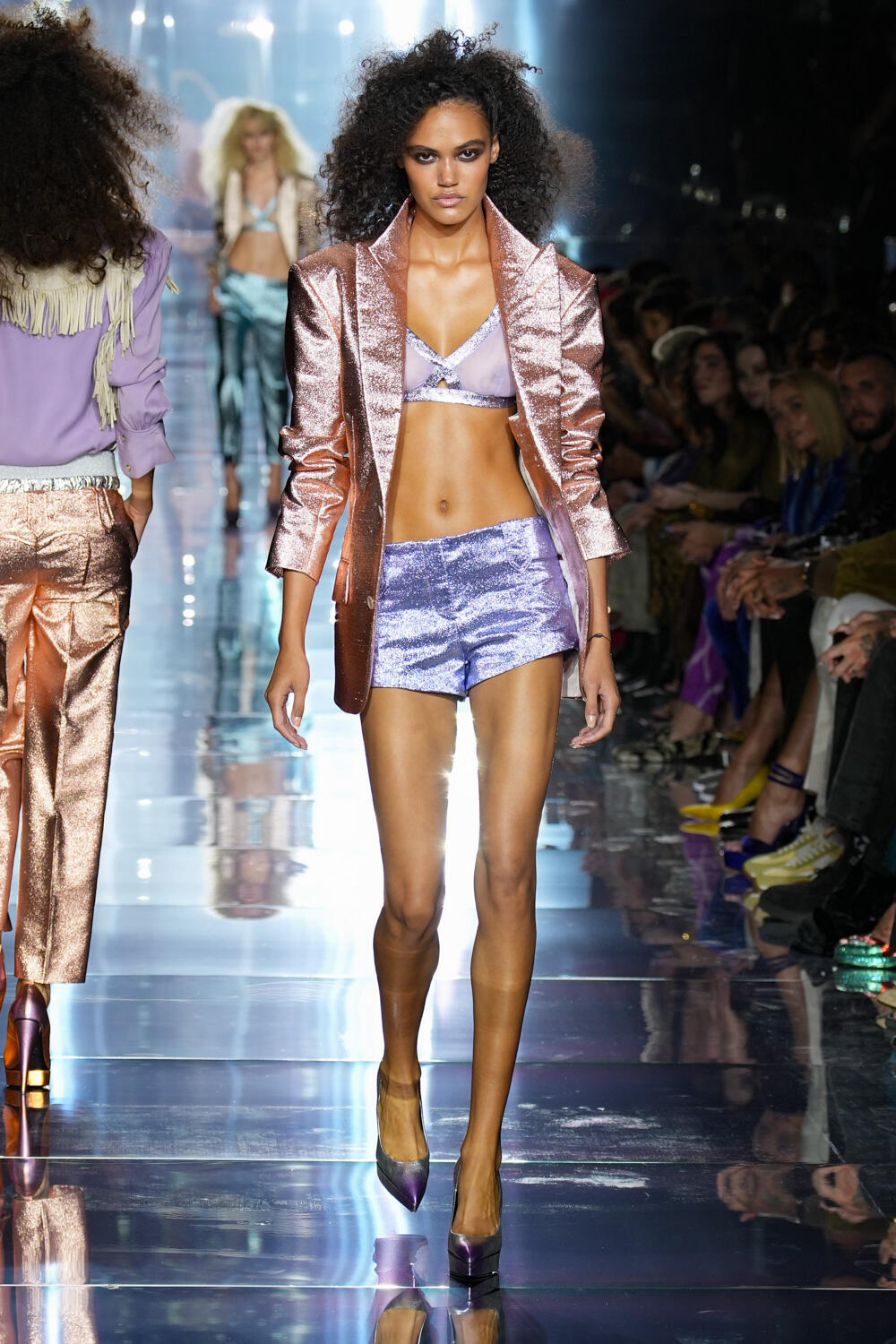 Look 12