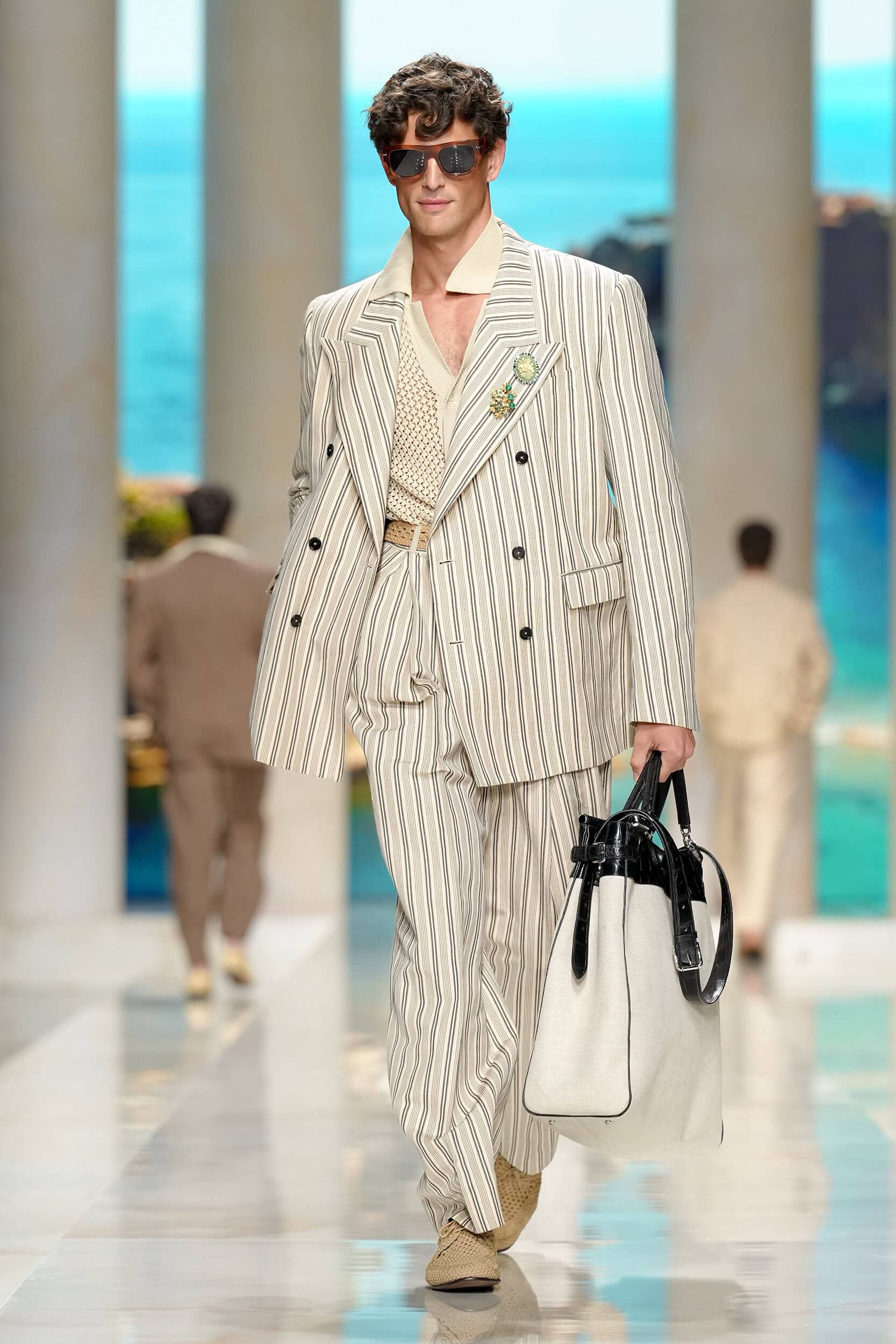 Look 33