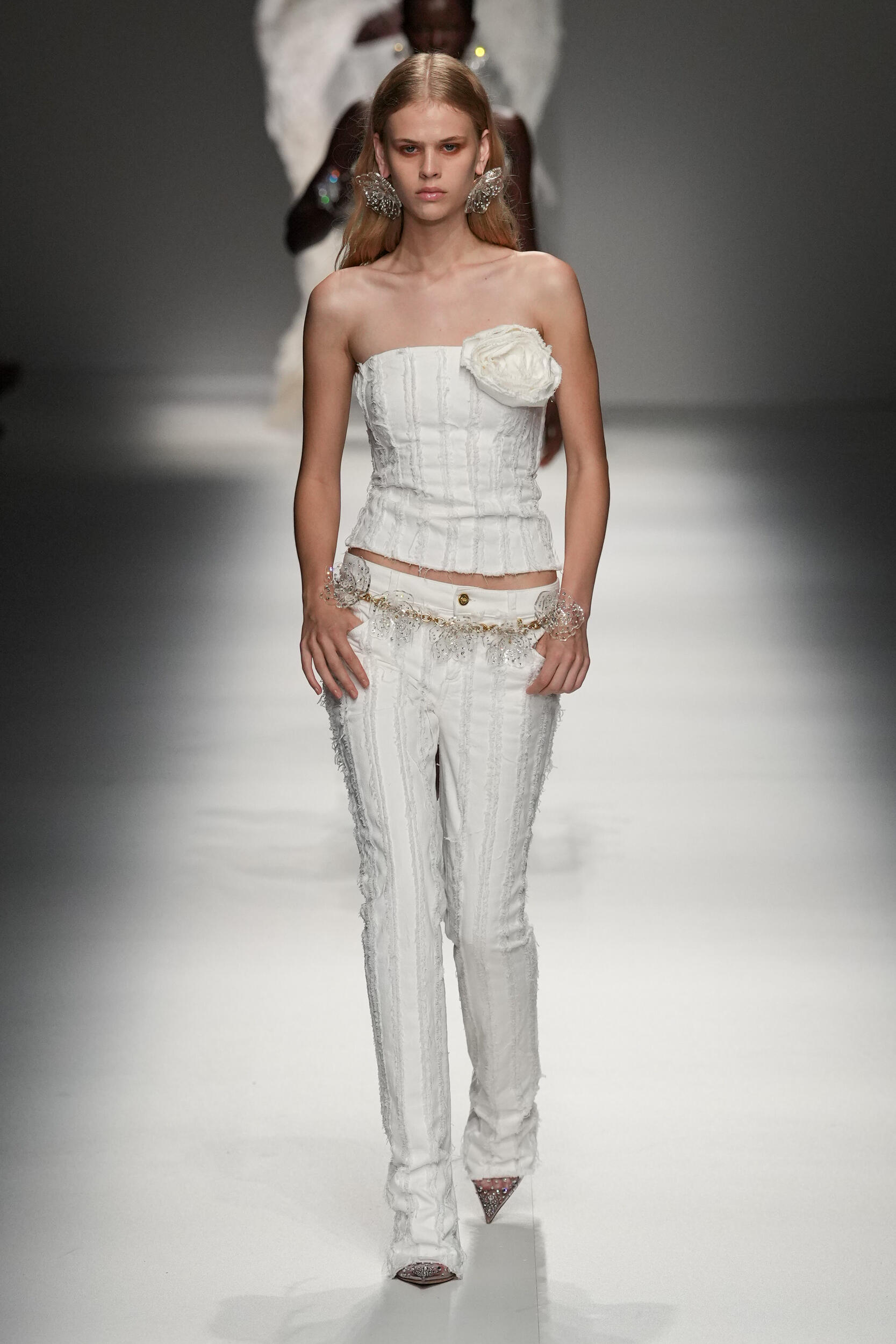 Look 44