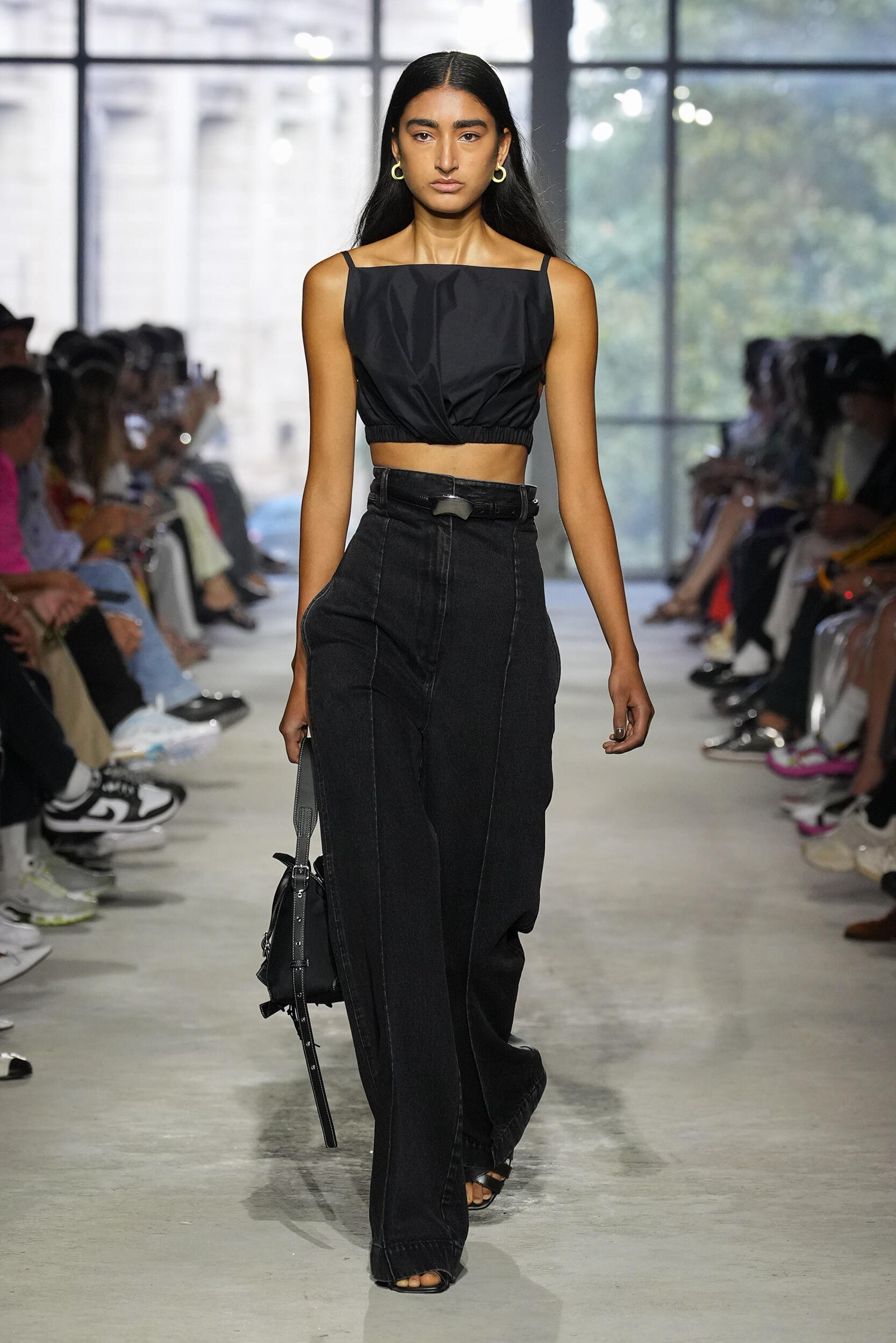 Look 28