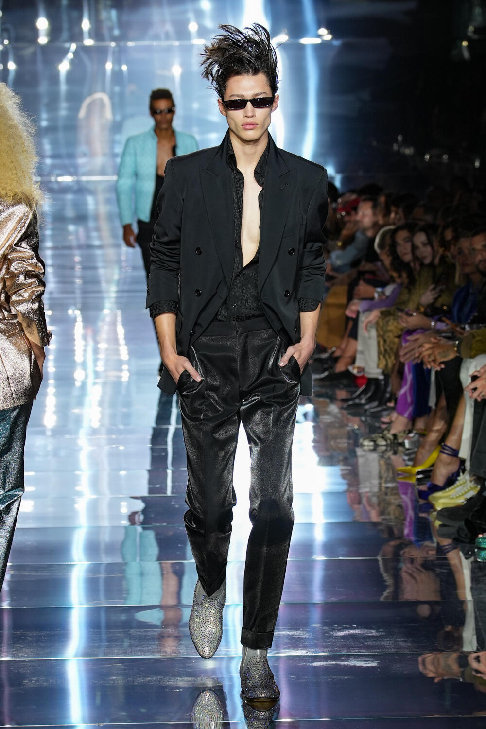 Look 13