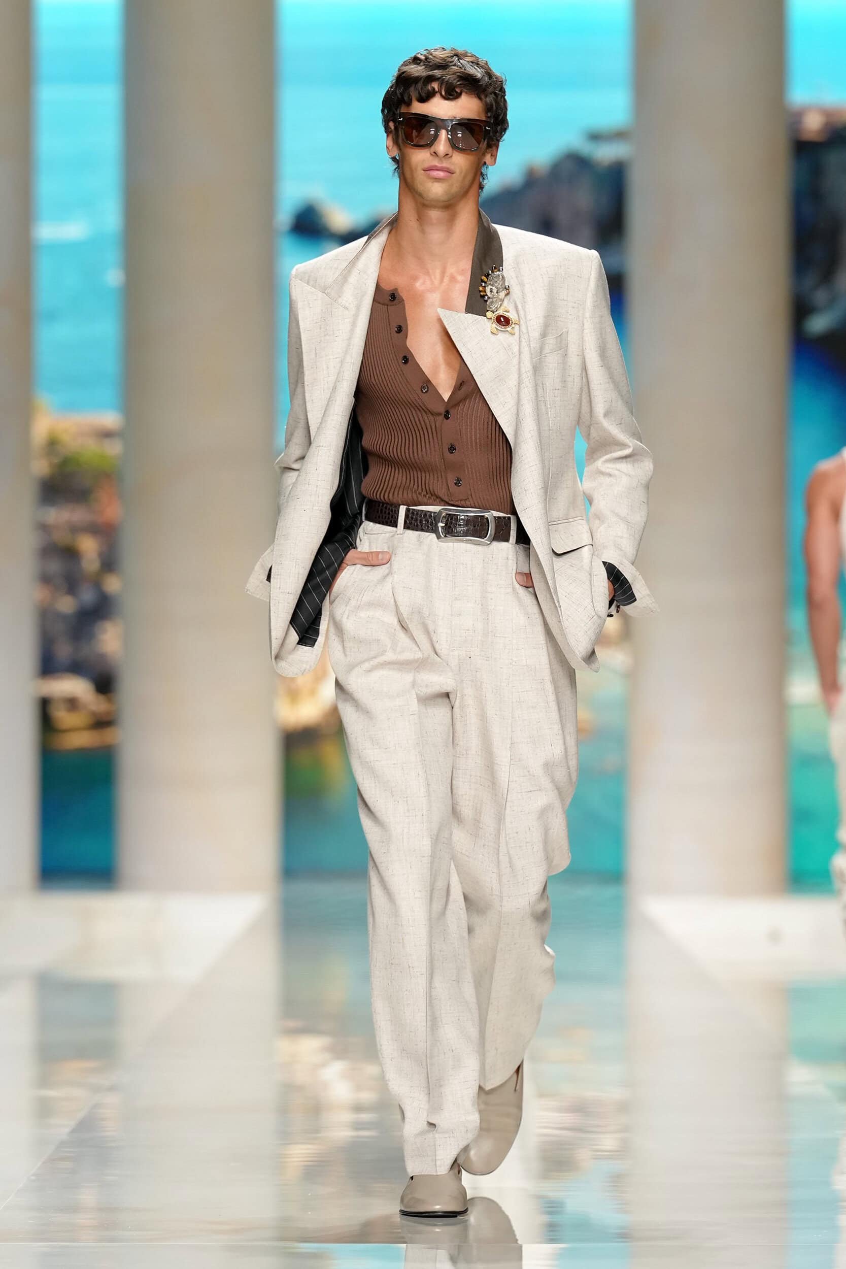 Look 42