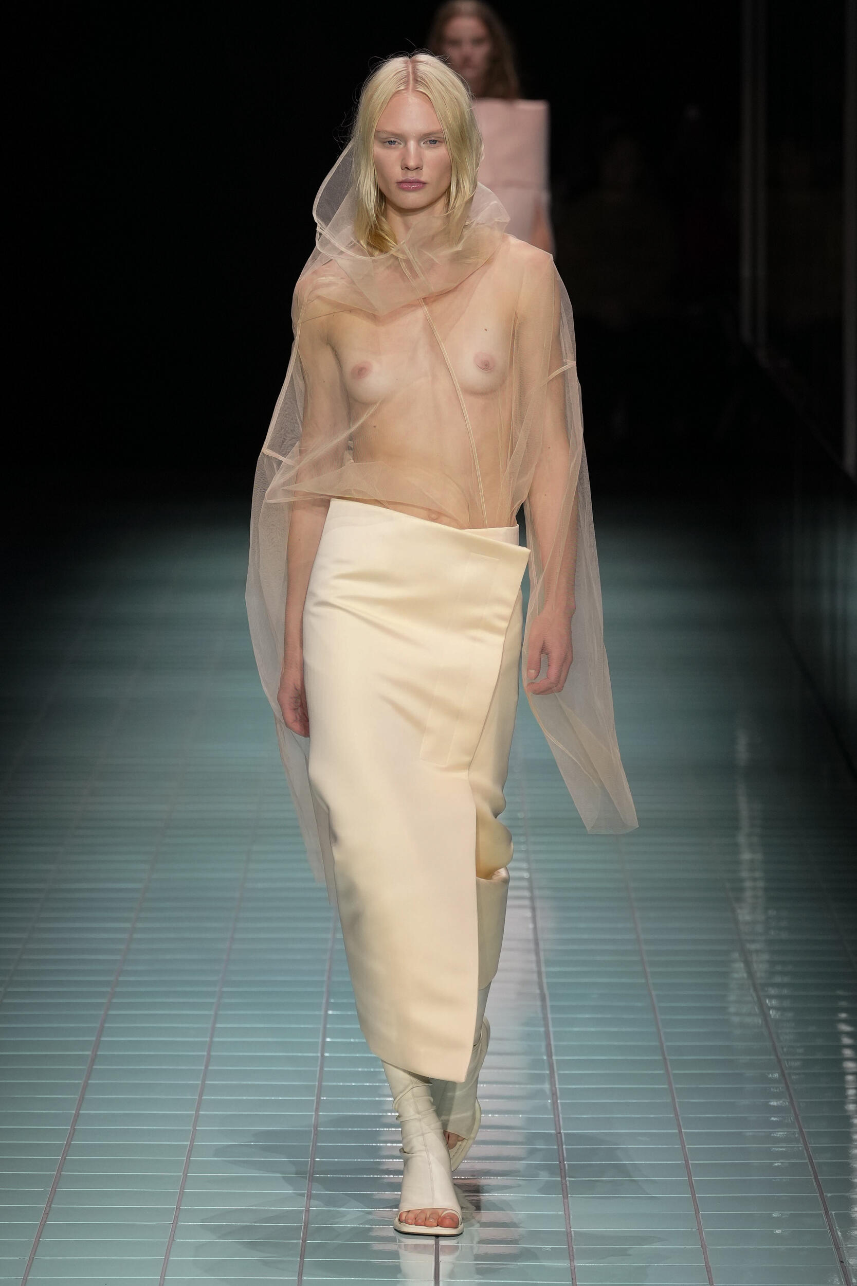 Look 34
