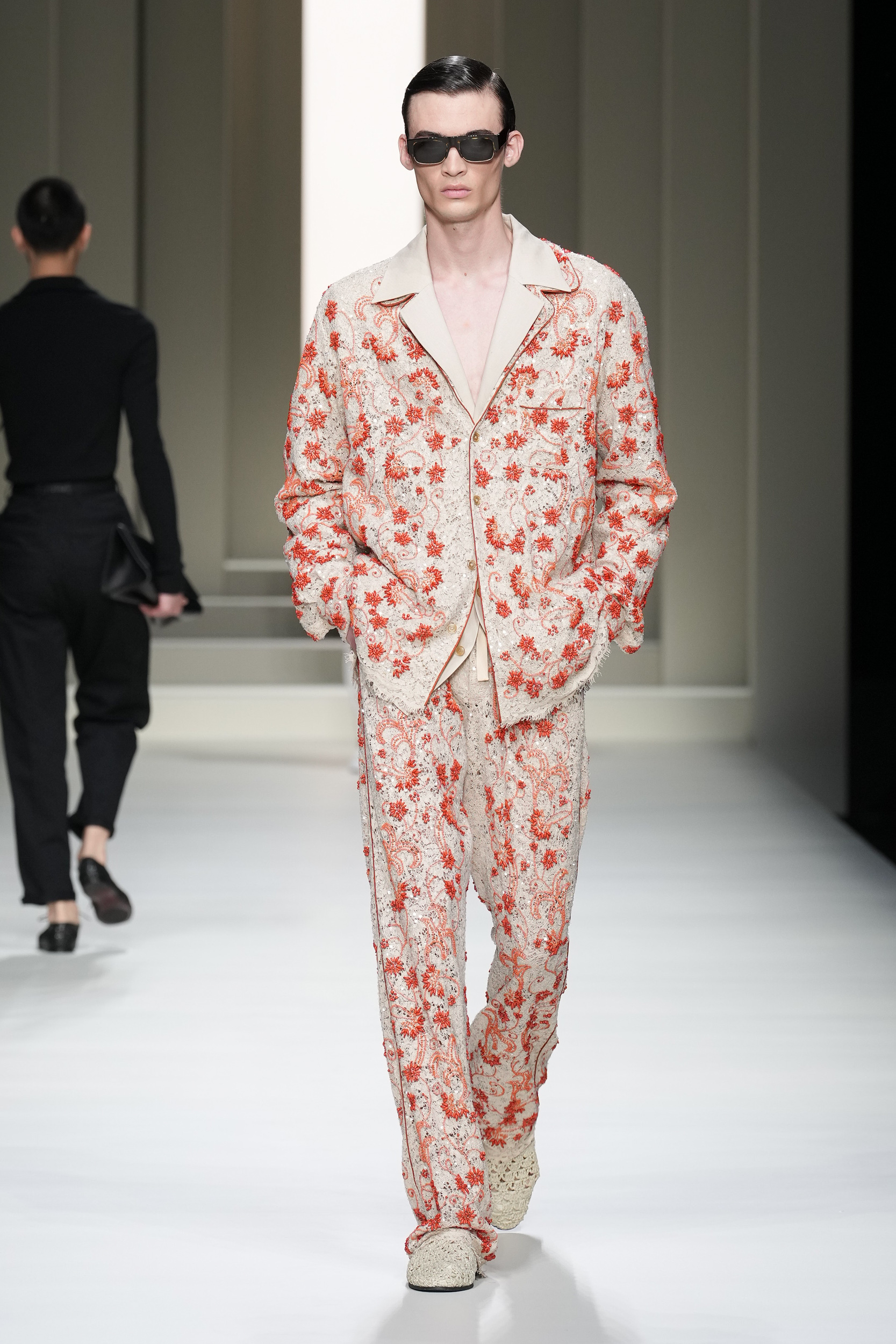 Look 28