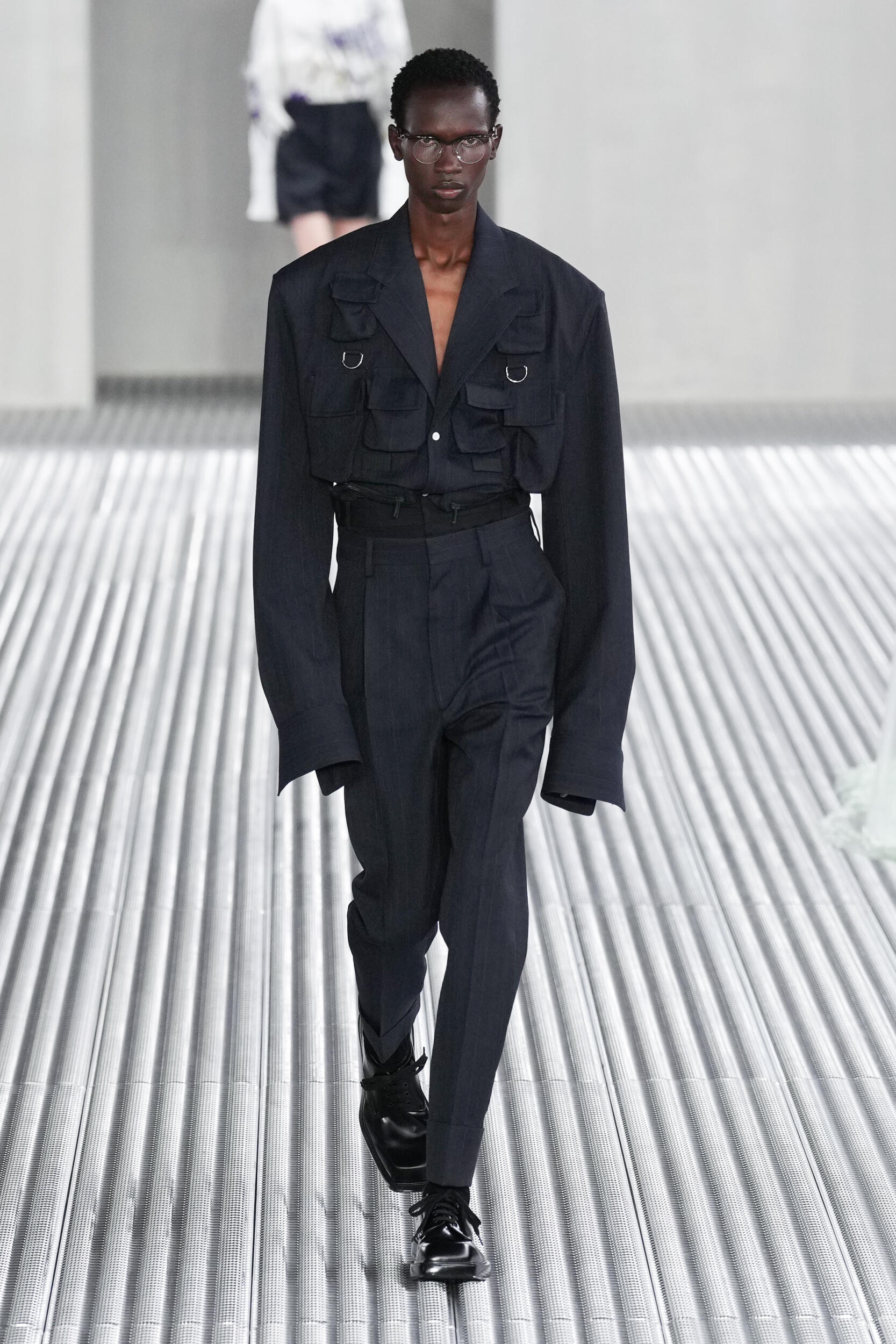 Look 37