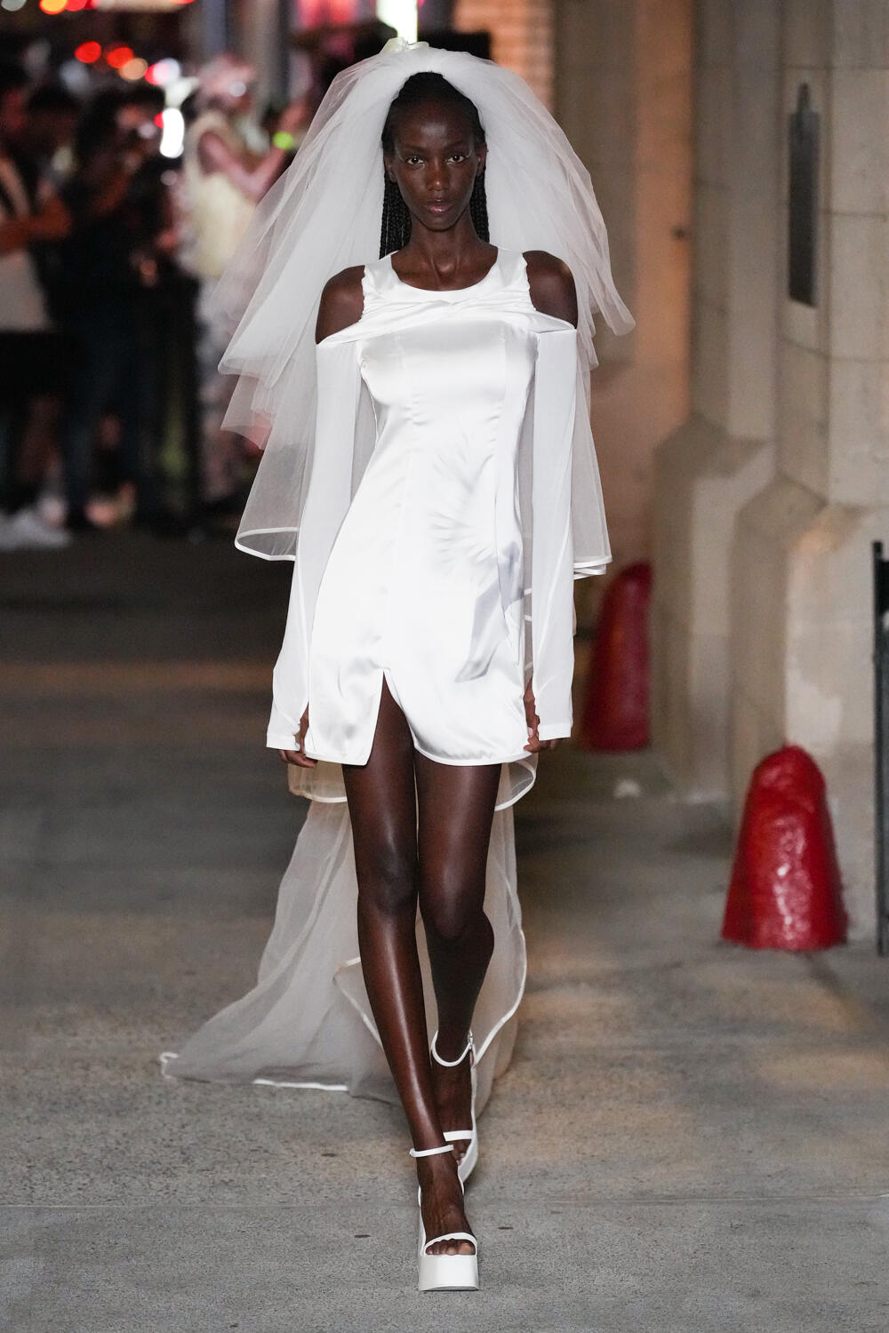 Look 27