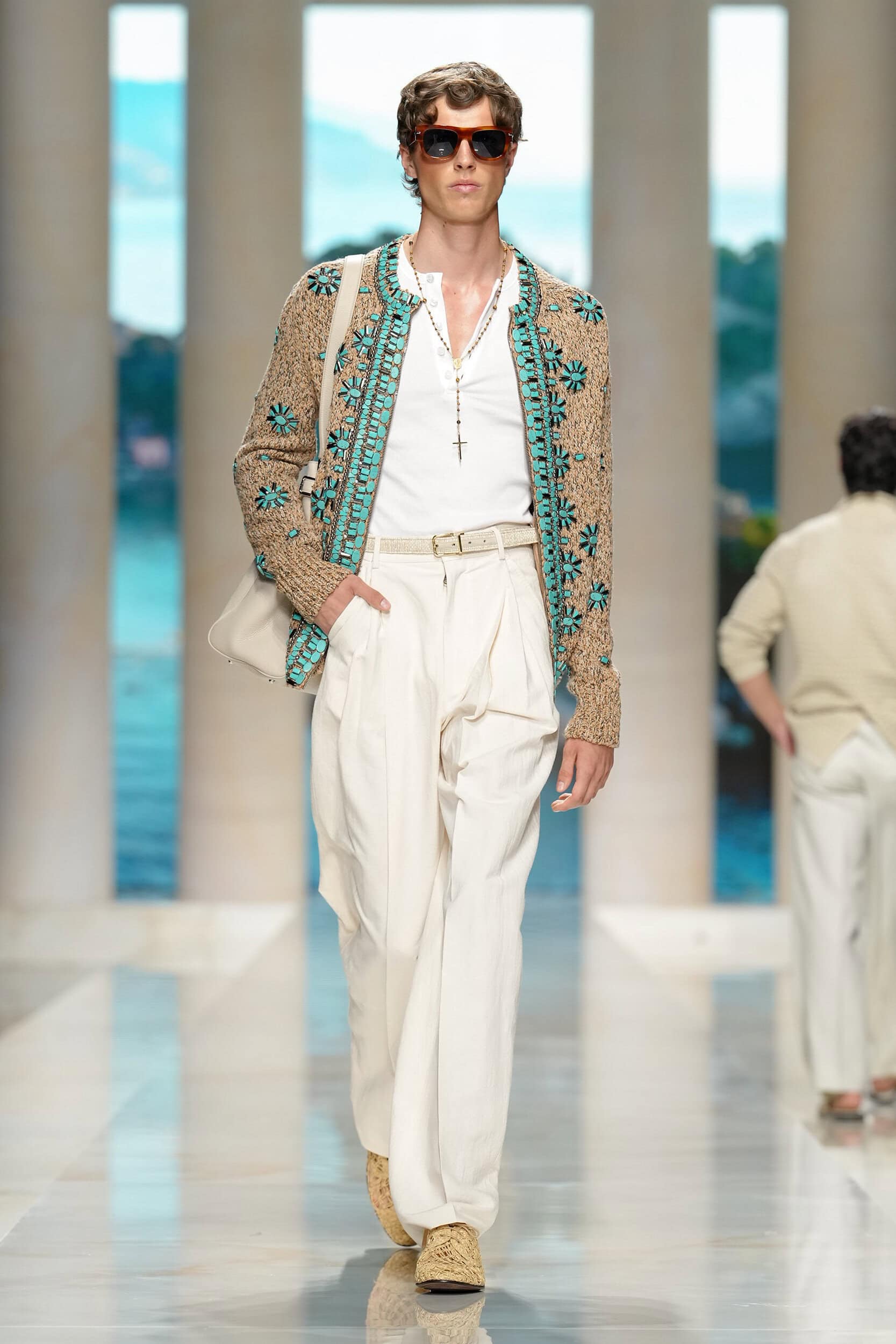 Look 48