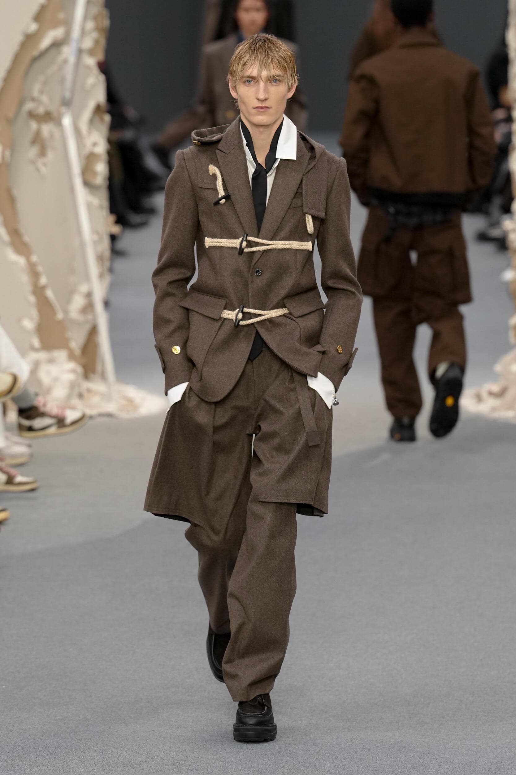 Look 39
