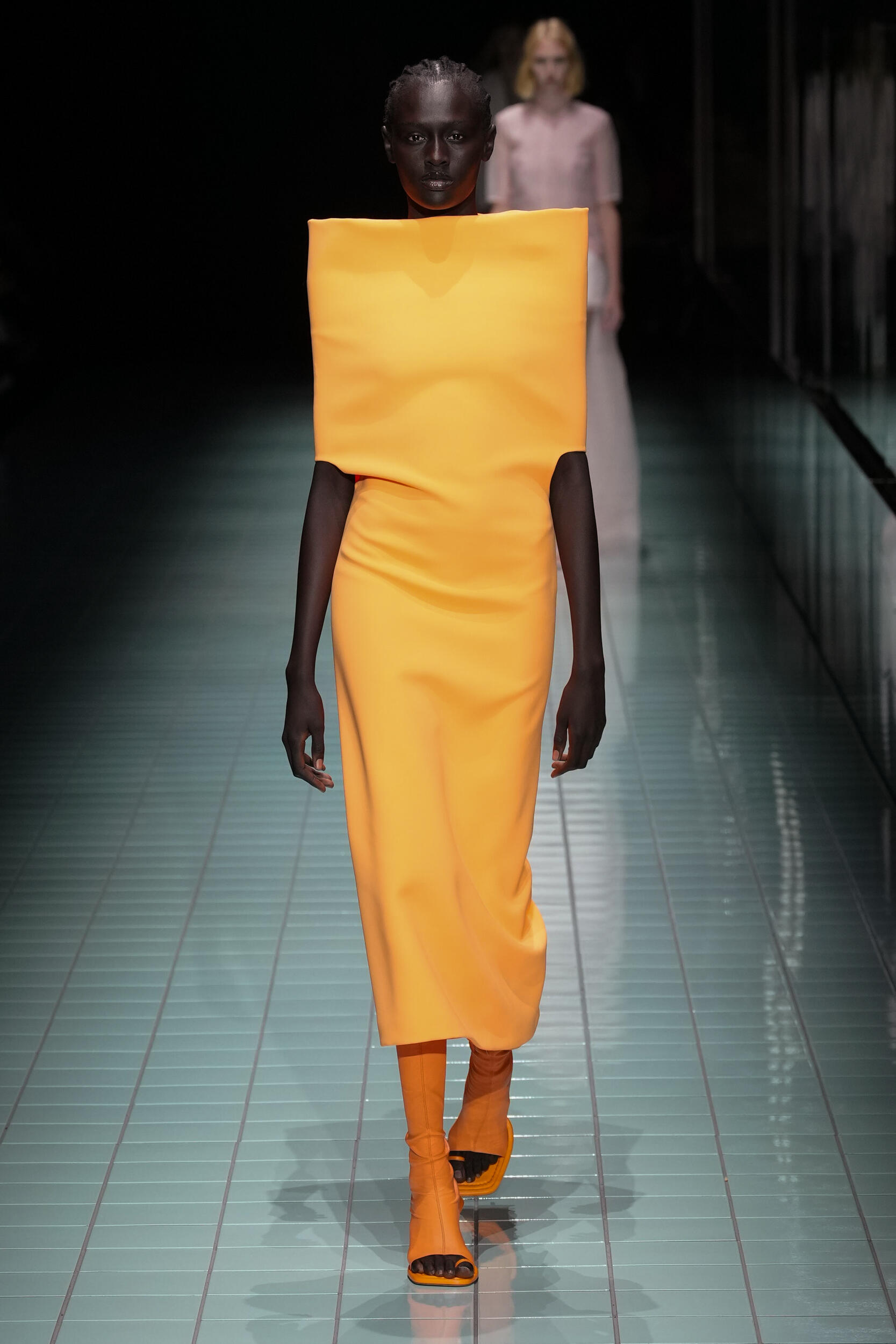 Look 38