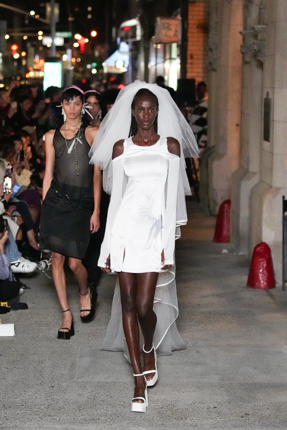 Look 29