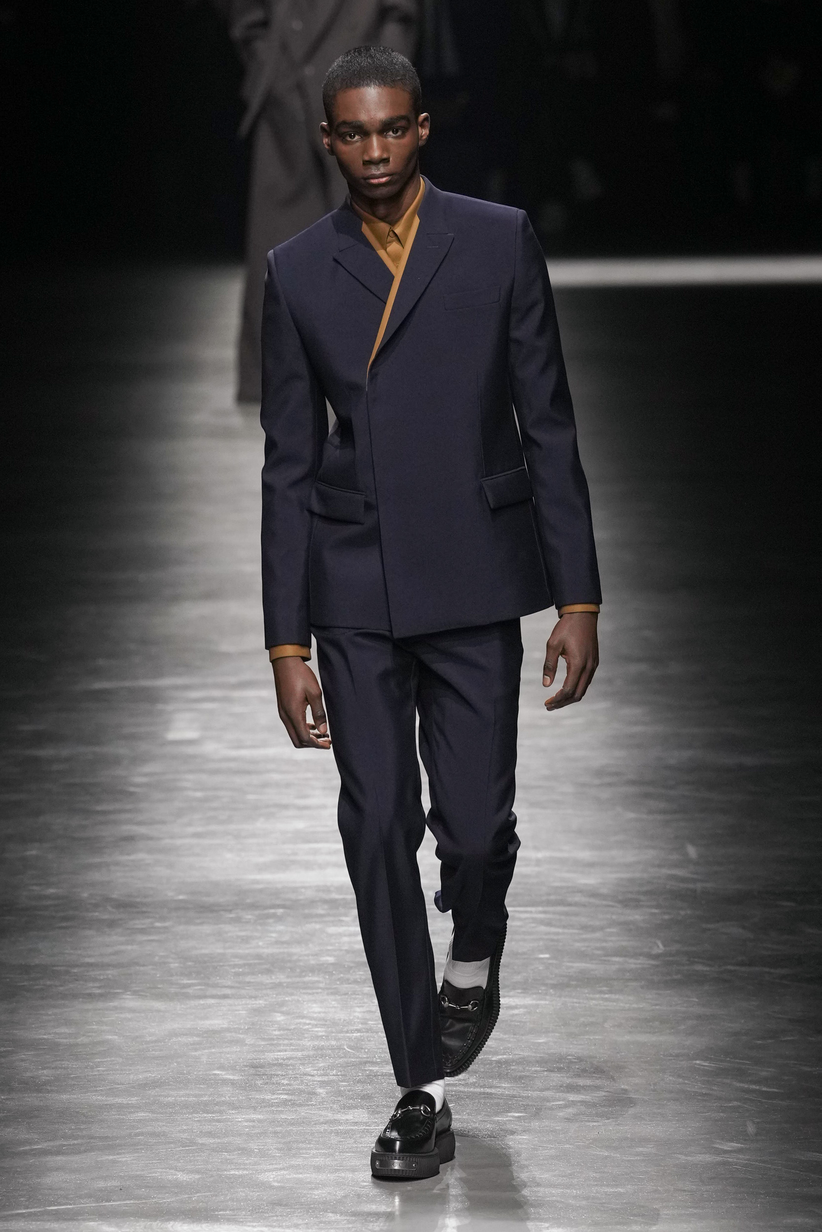 Look 27